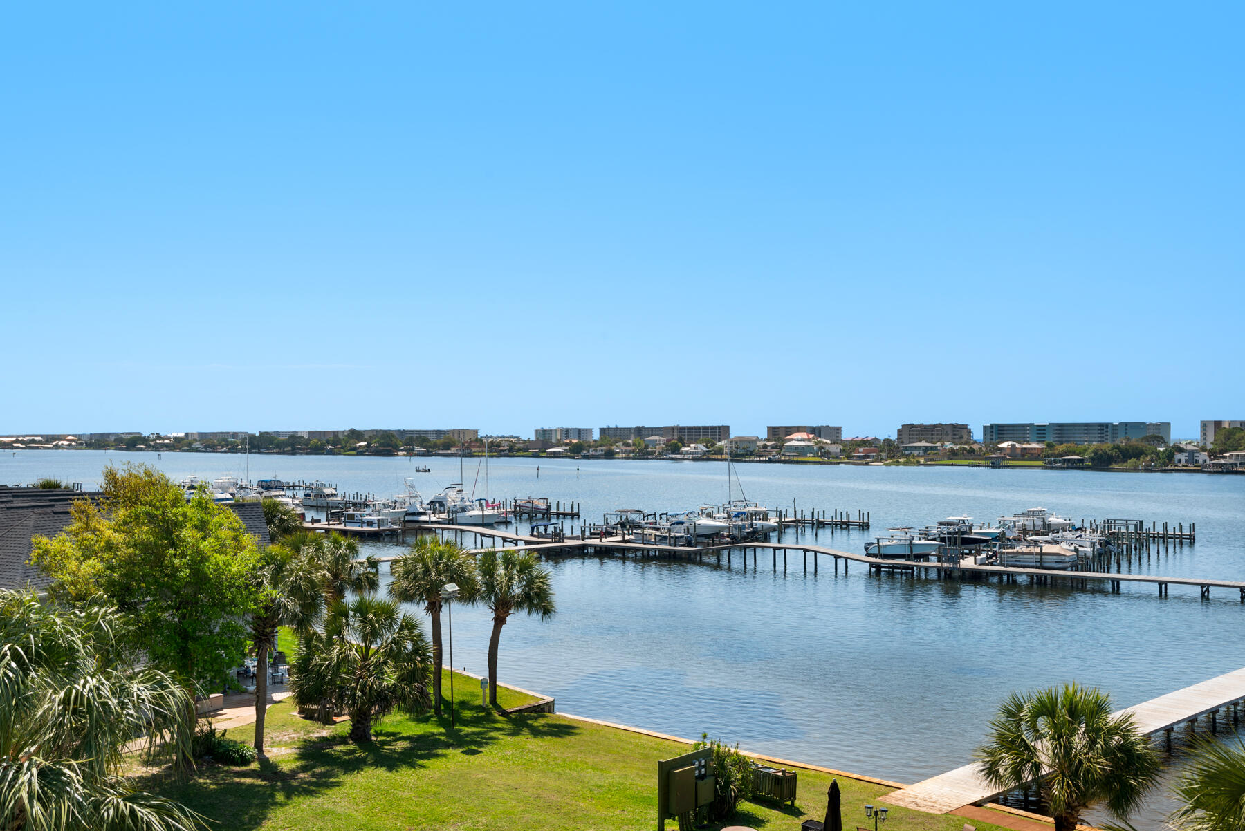 PIRATES BAY PH 1 - Residential