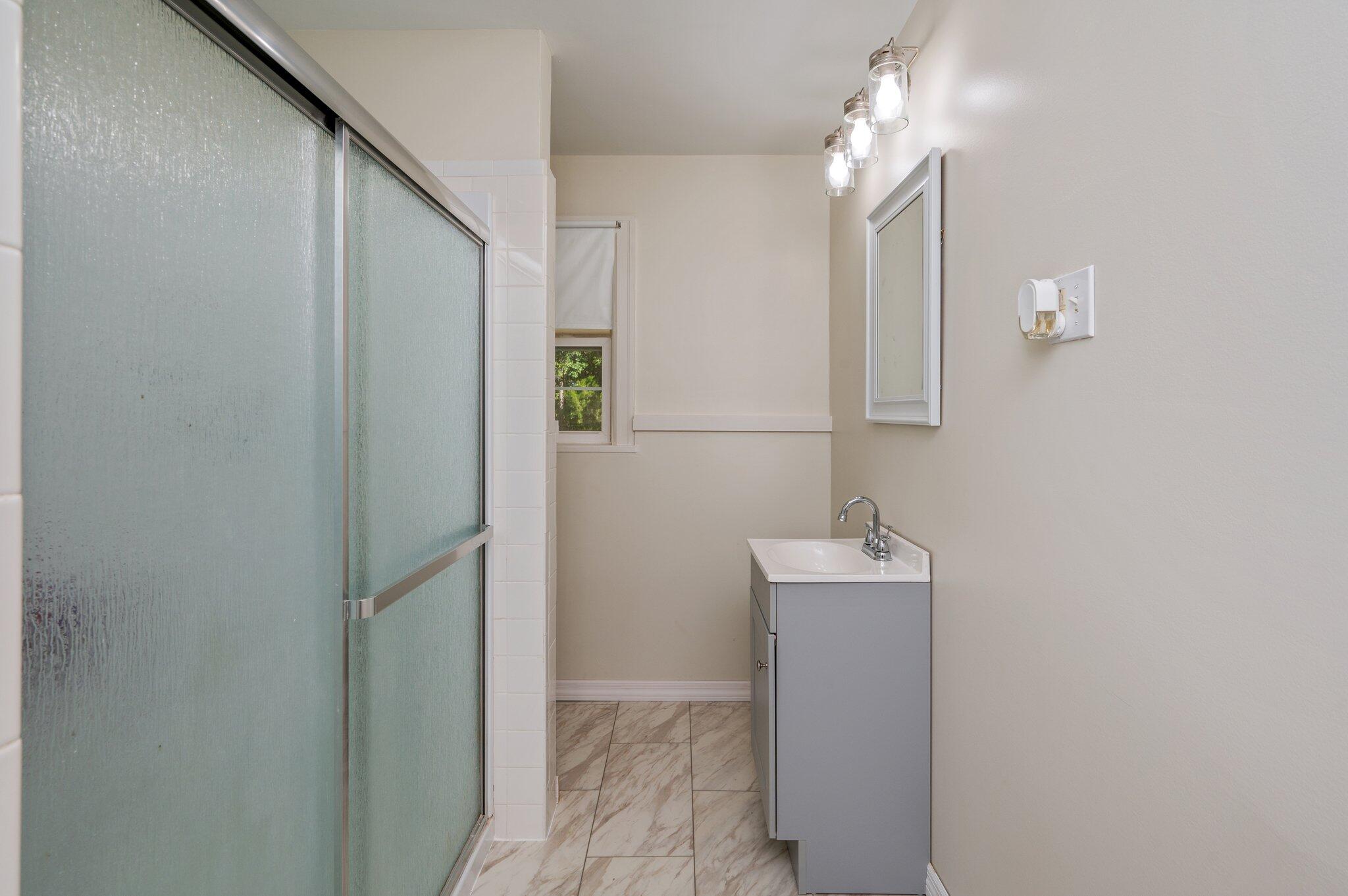 HUGHES ADD FLORALA - Residential