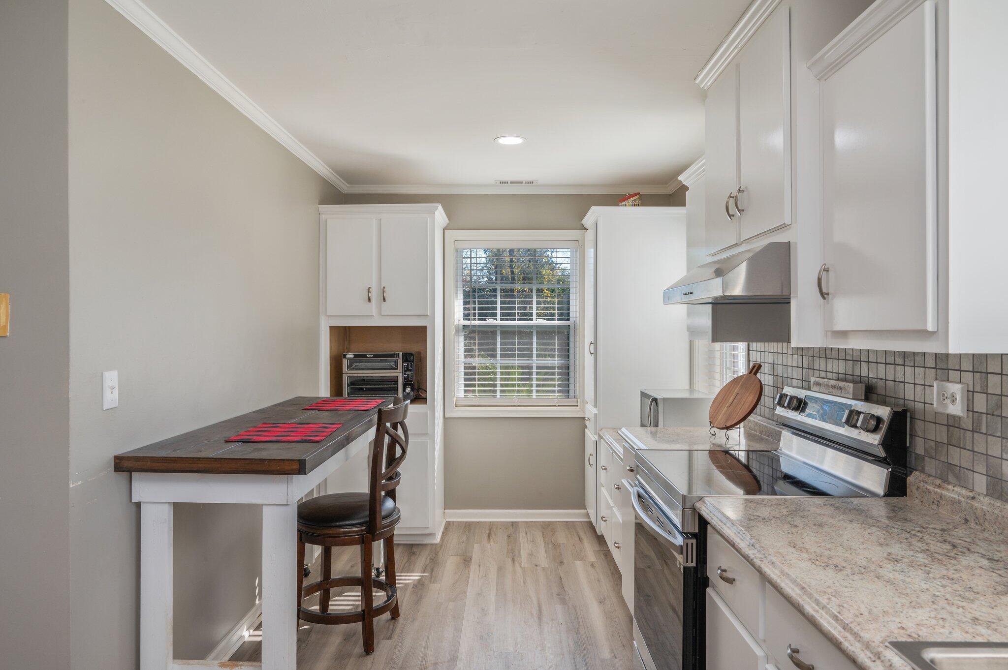 HUGHES ADD FLORALA - Residential