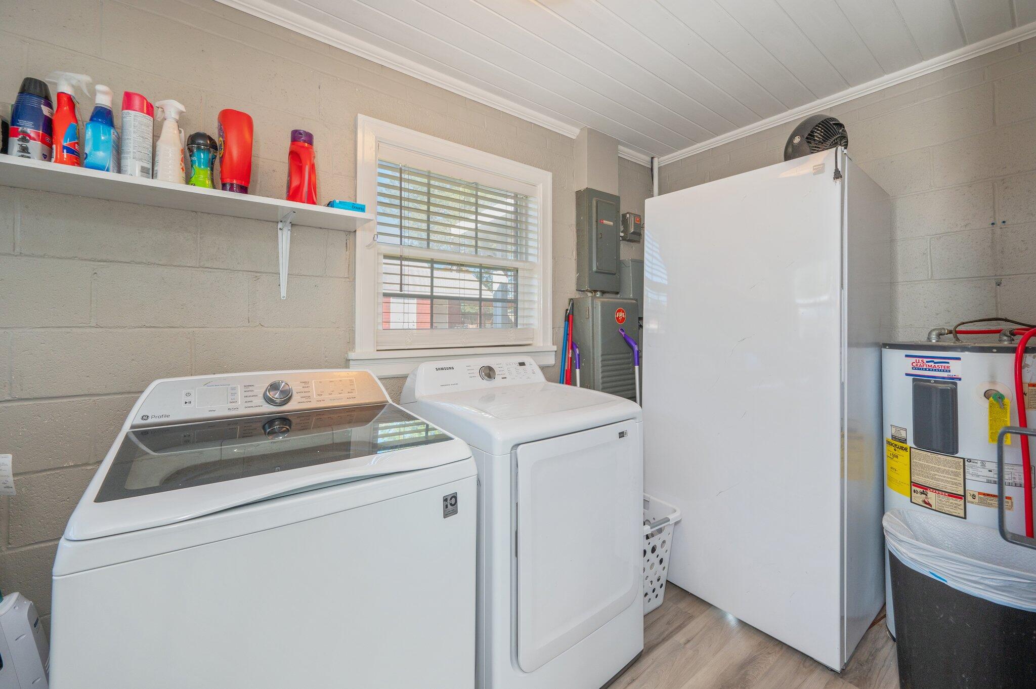 HUGHES ADD FLORALA - Residential