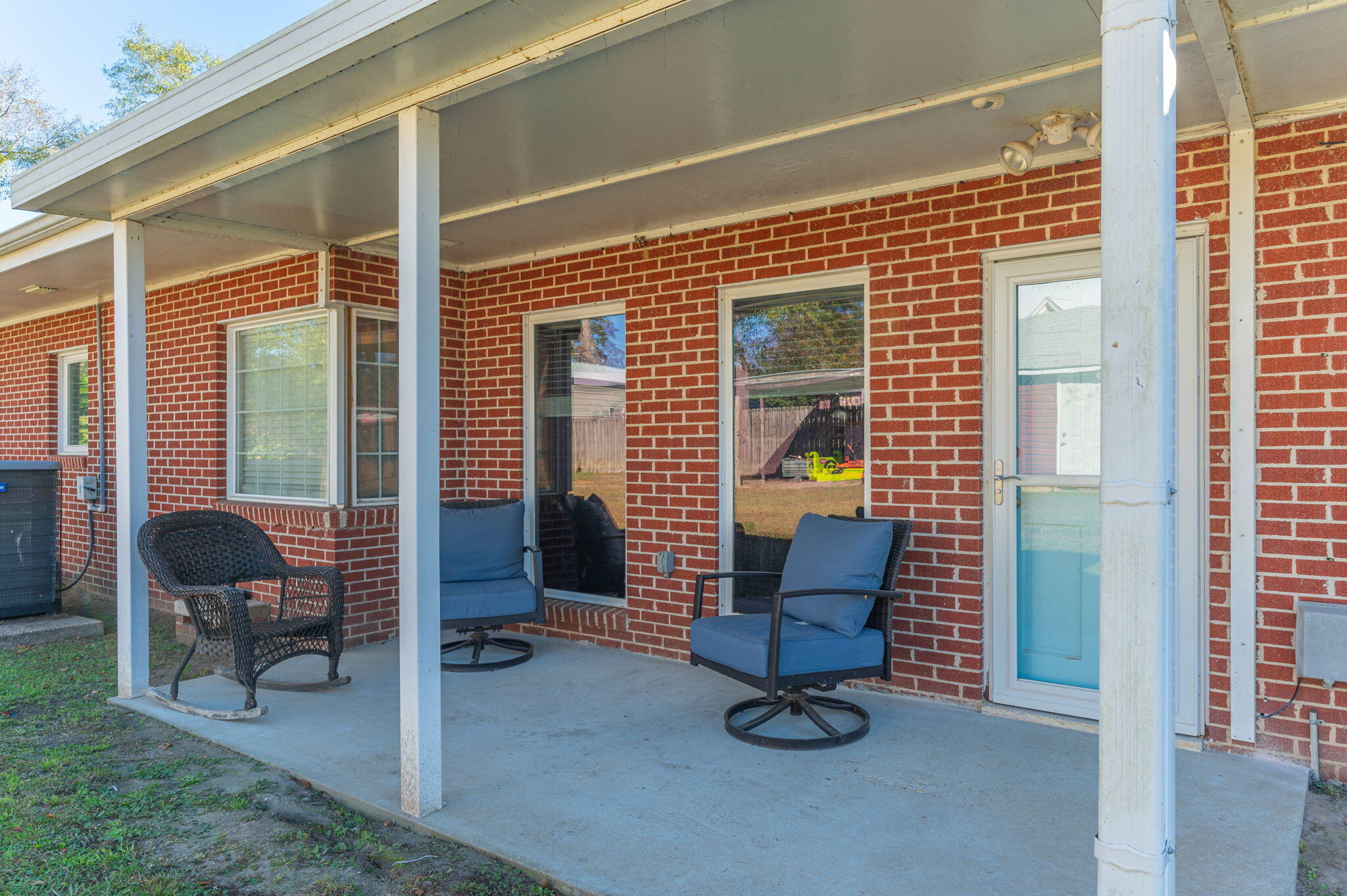 HUGHES ADD FLORALA - Residential
