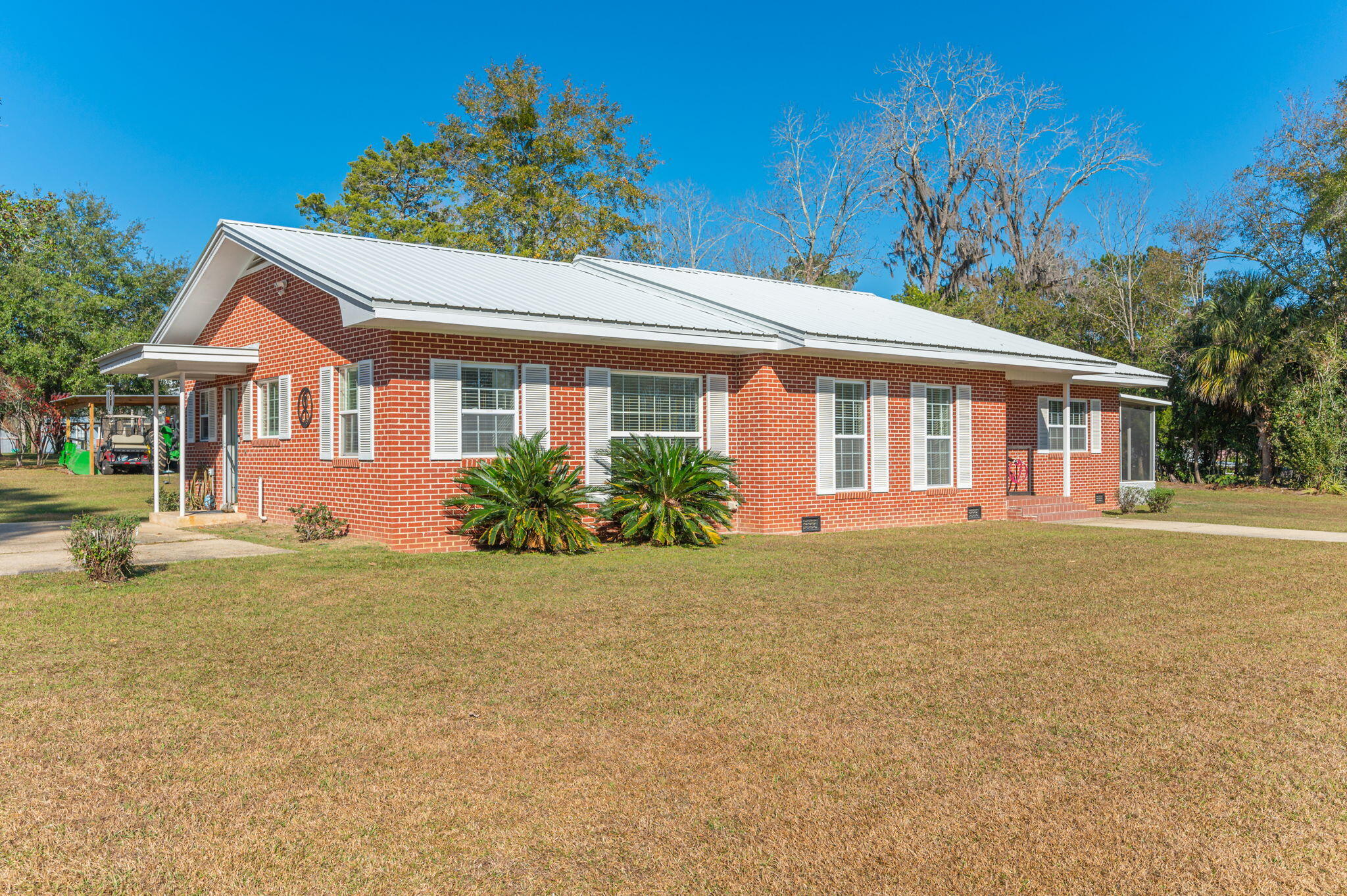 HUGHES ADD FLORALA - Residential