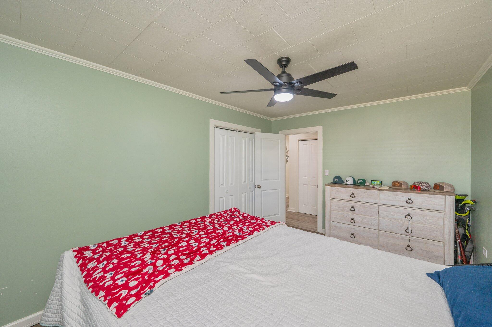 HUGHES ADD FLORALA - Residential
