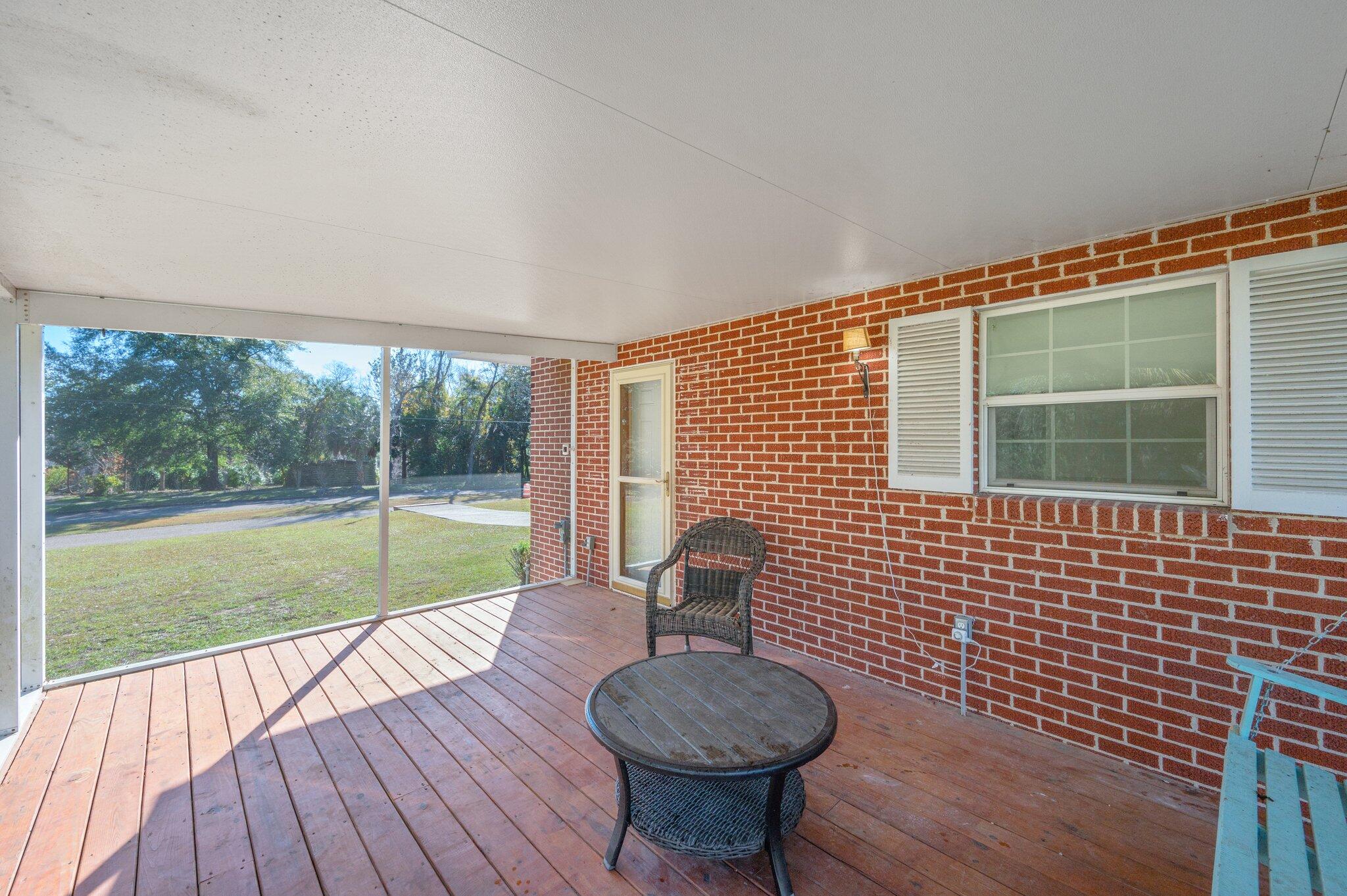 HUGHES ADD FLORALA - Residential