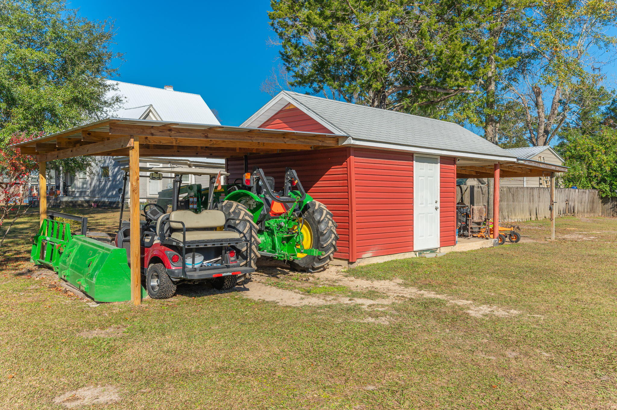 HUGHES ADD FLORALA - Residential