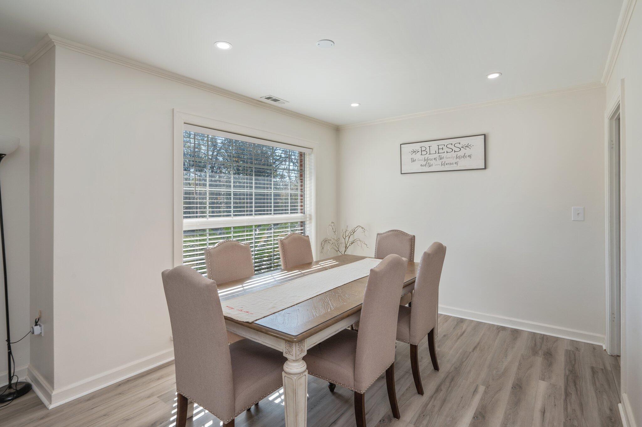 HUGHES ADD FLORALA - Residential