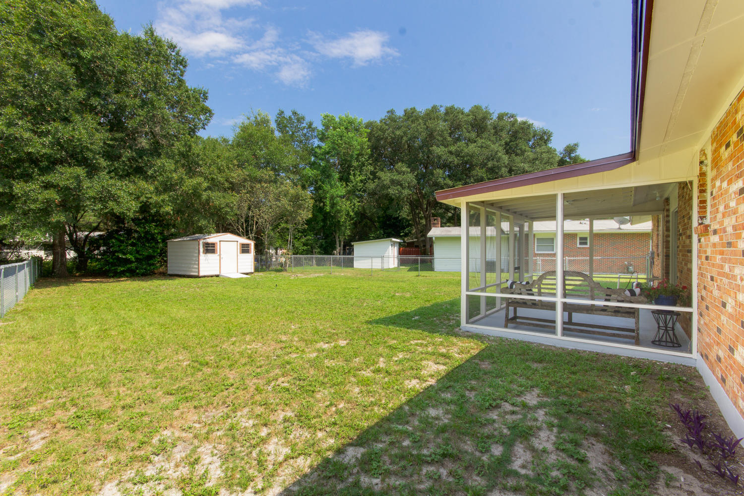 ELLIOTTS POINT 10TH ADDN - Residential