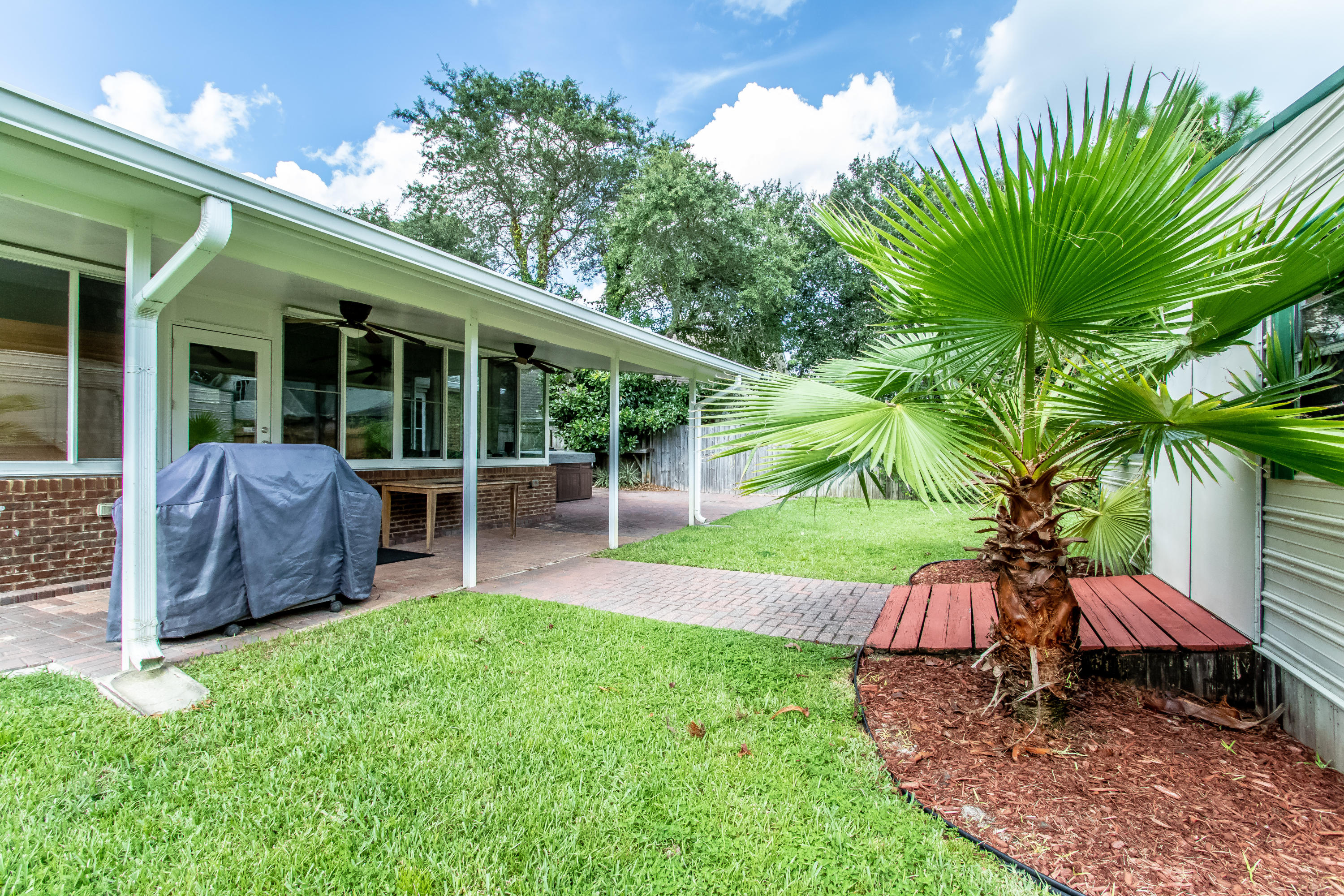 EMERALD POINTE PLAT 2 - Residential