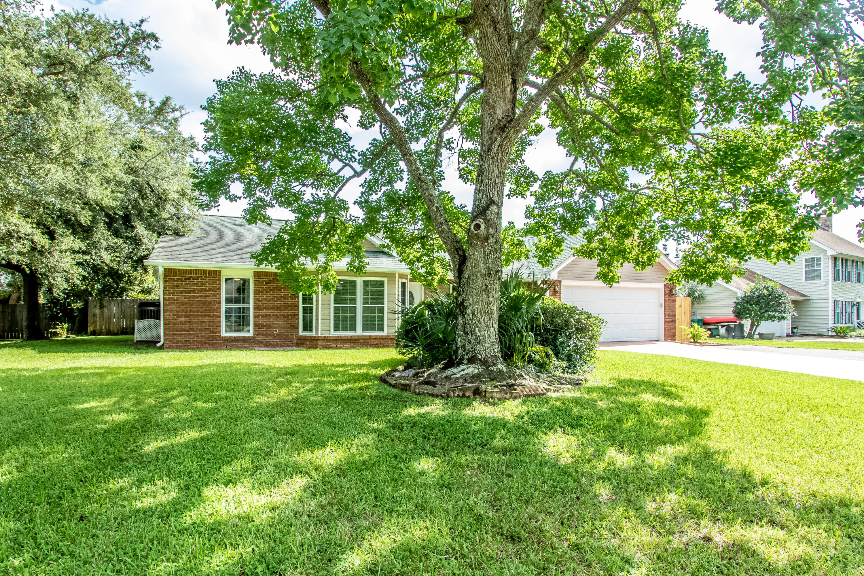 EMERALD POINTE PLAT 2 - Residential