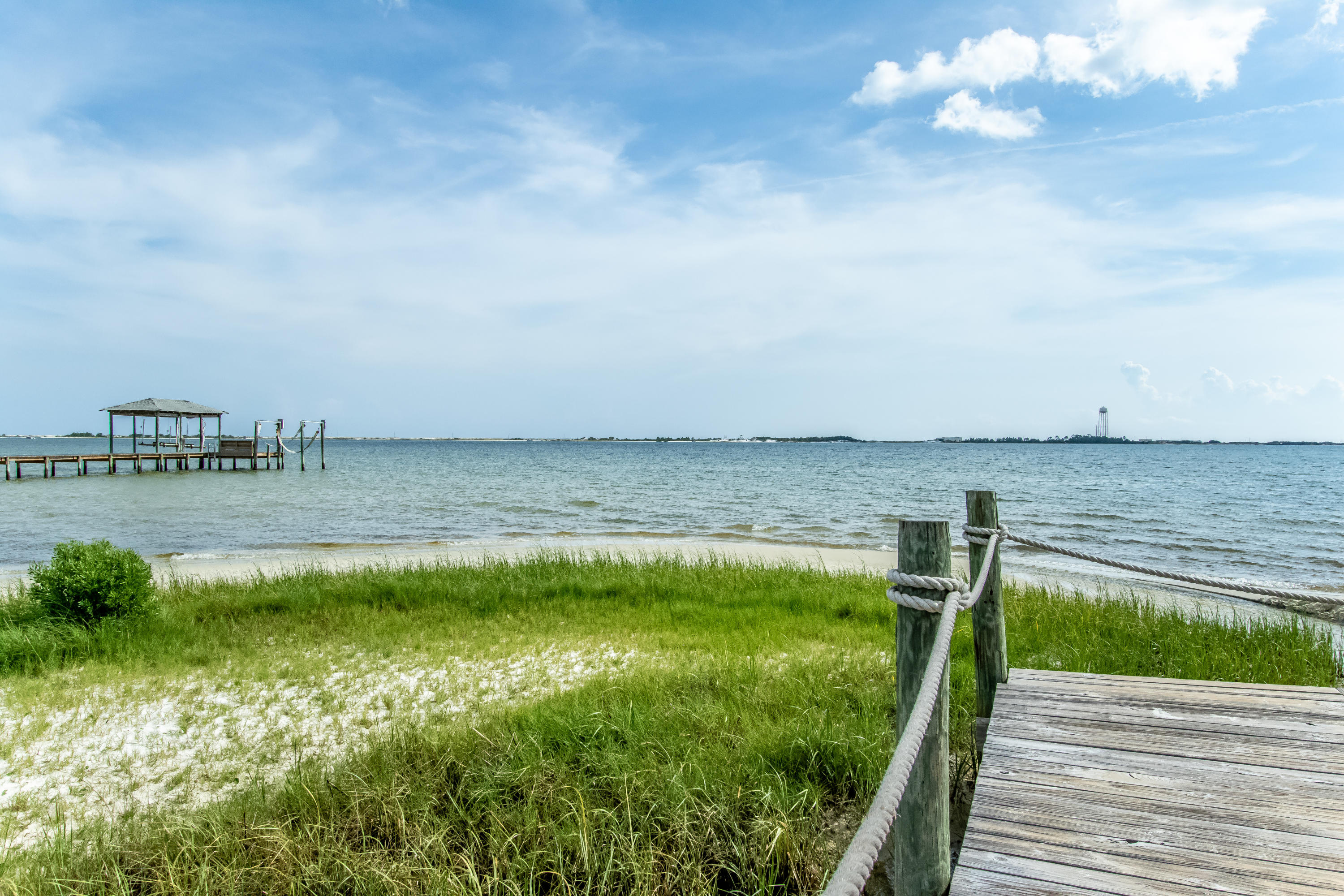 EMERALD POINTE PLAT 2 - Residential