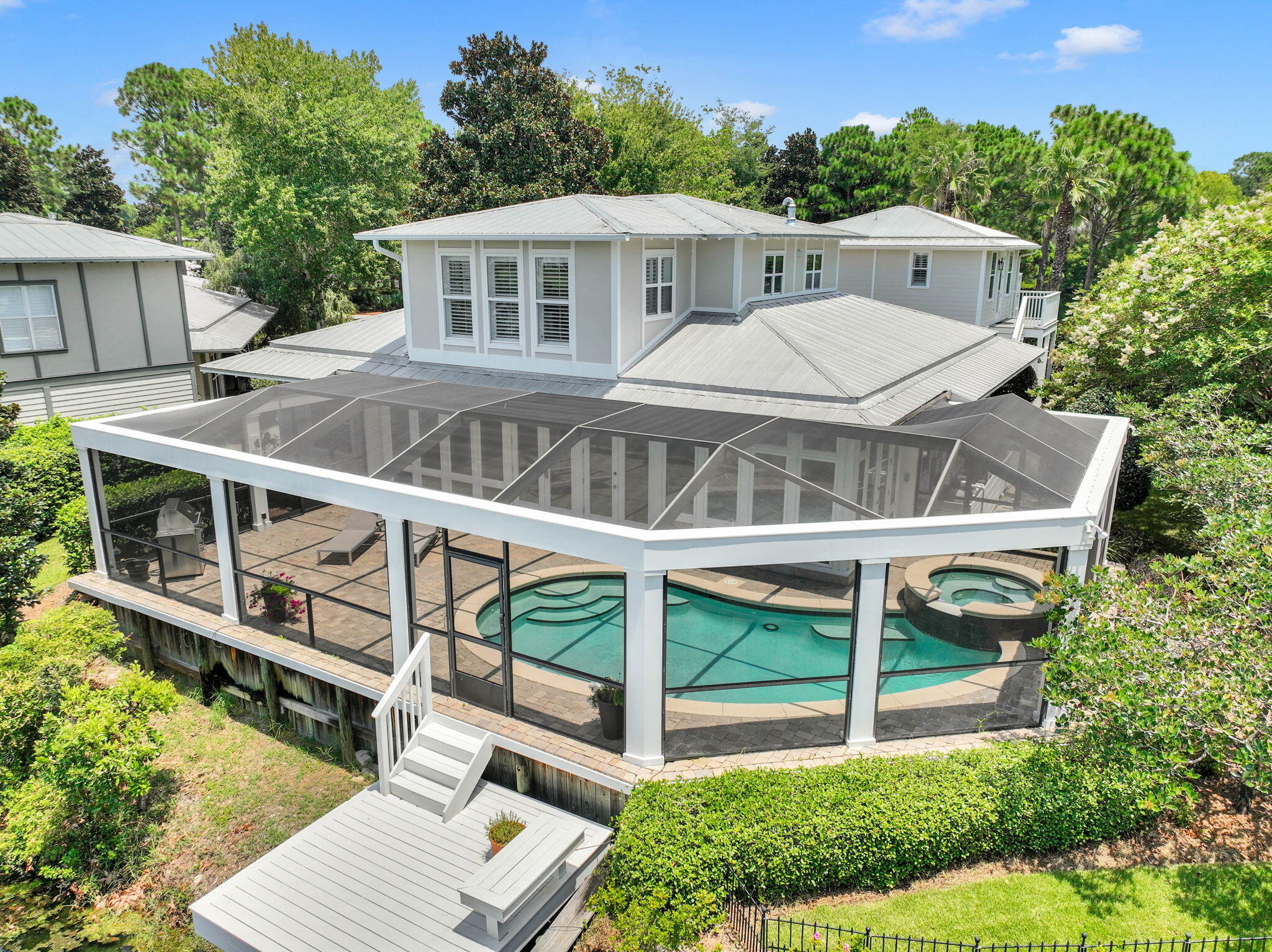 PRESTWICK PLACE - Residential