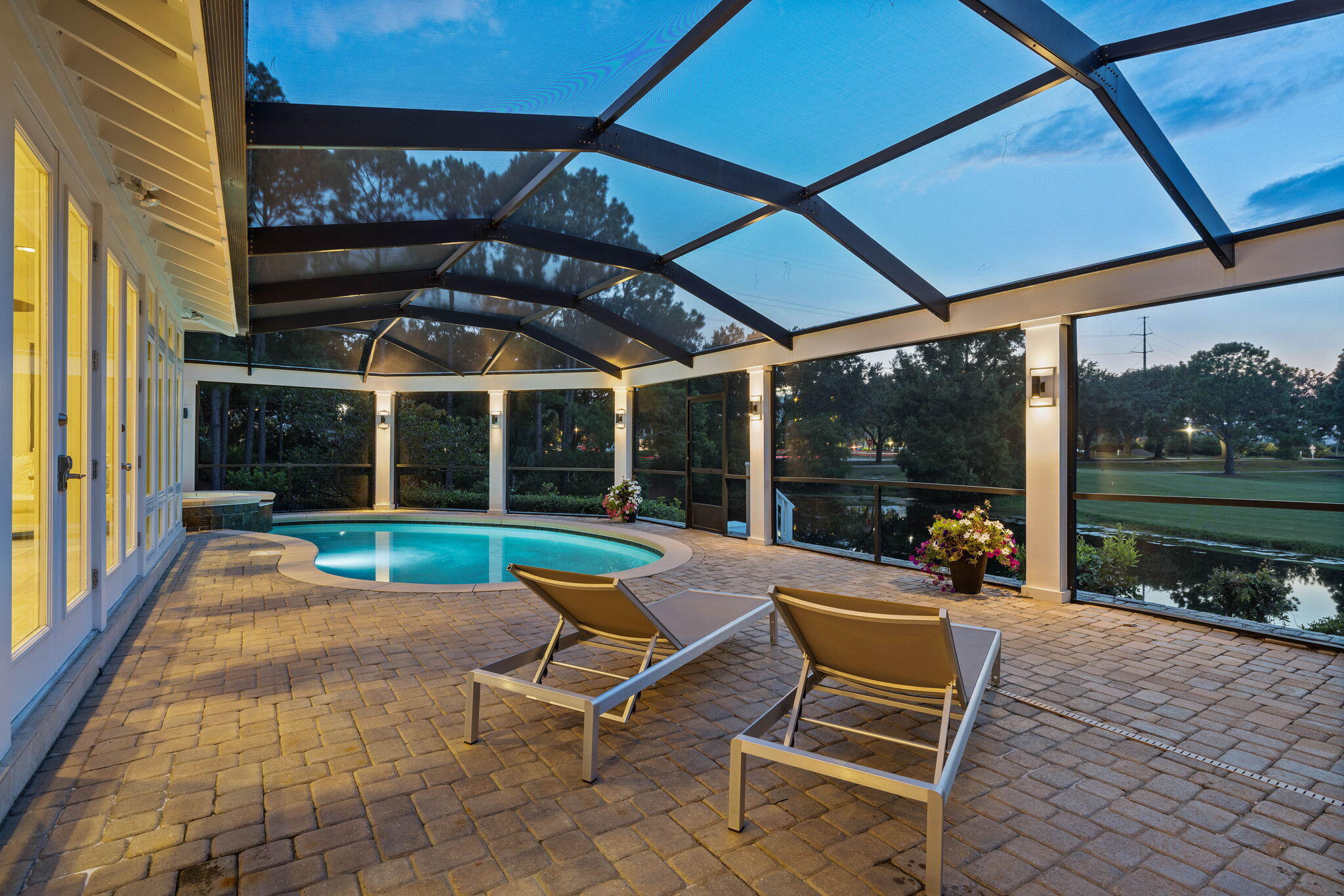 PRESTWICK PLACE - Residential