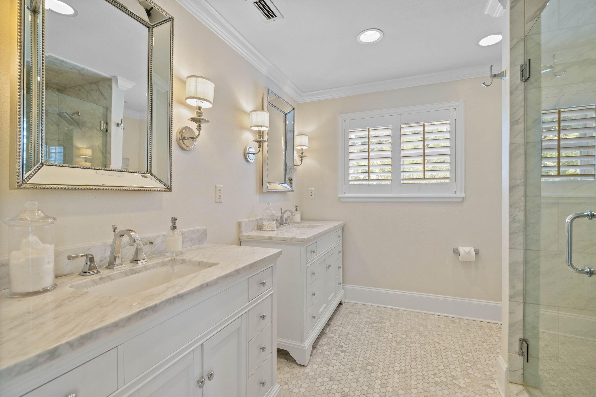 PRESTWICK PLACE - Residential