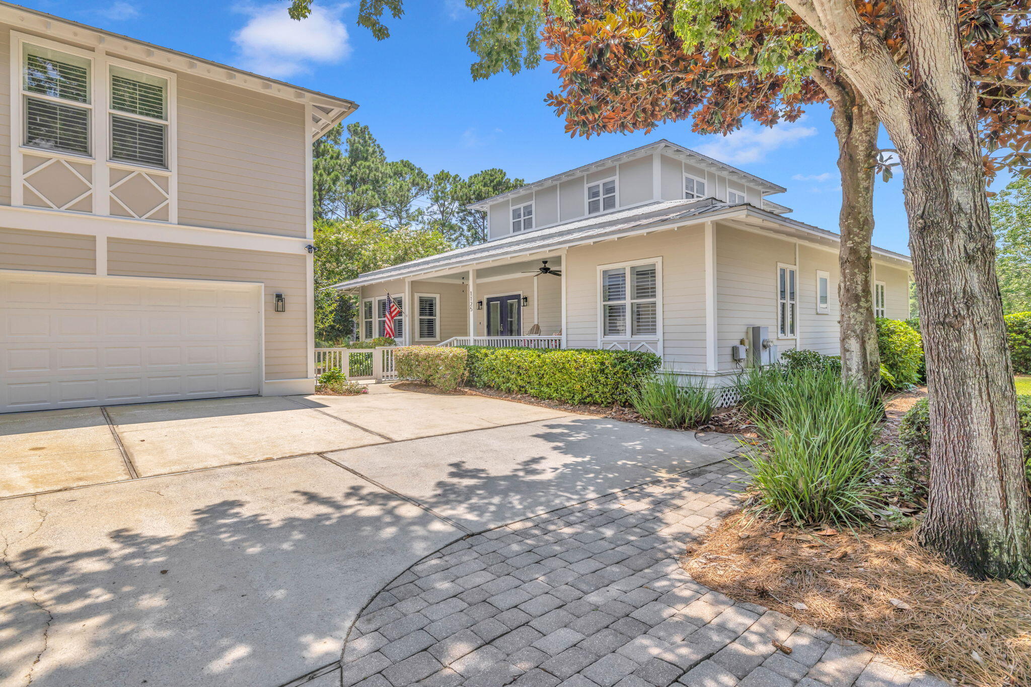PRESTWICK PLACE - Residential