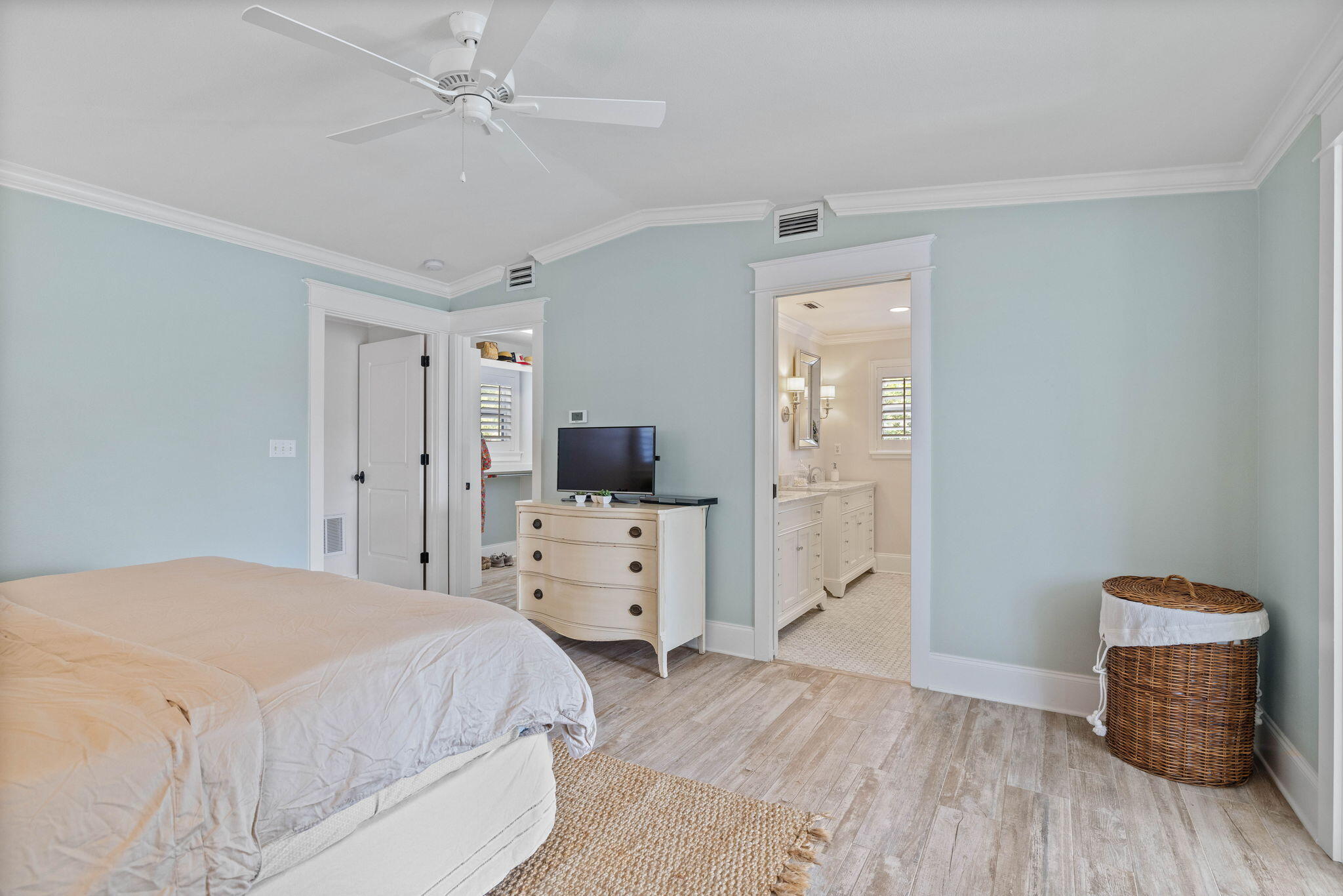 PRESTWICK PLACE - Residential