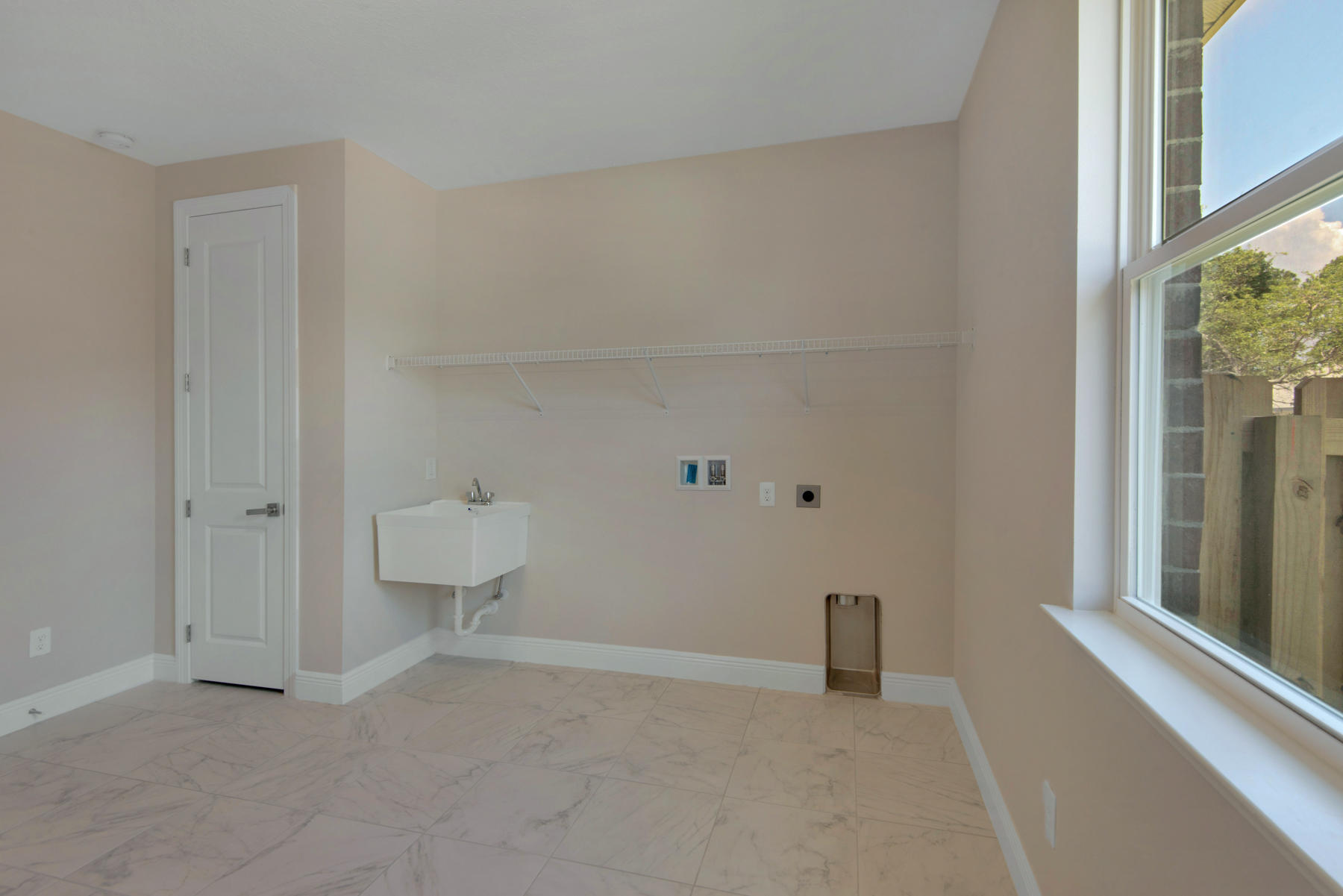 Soundside Shores - Residential