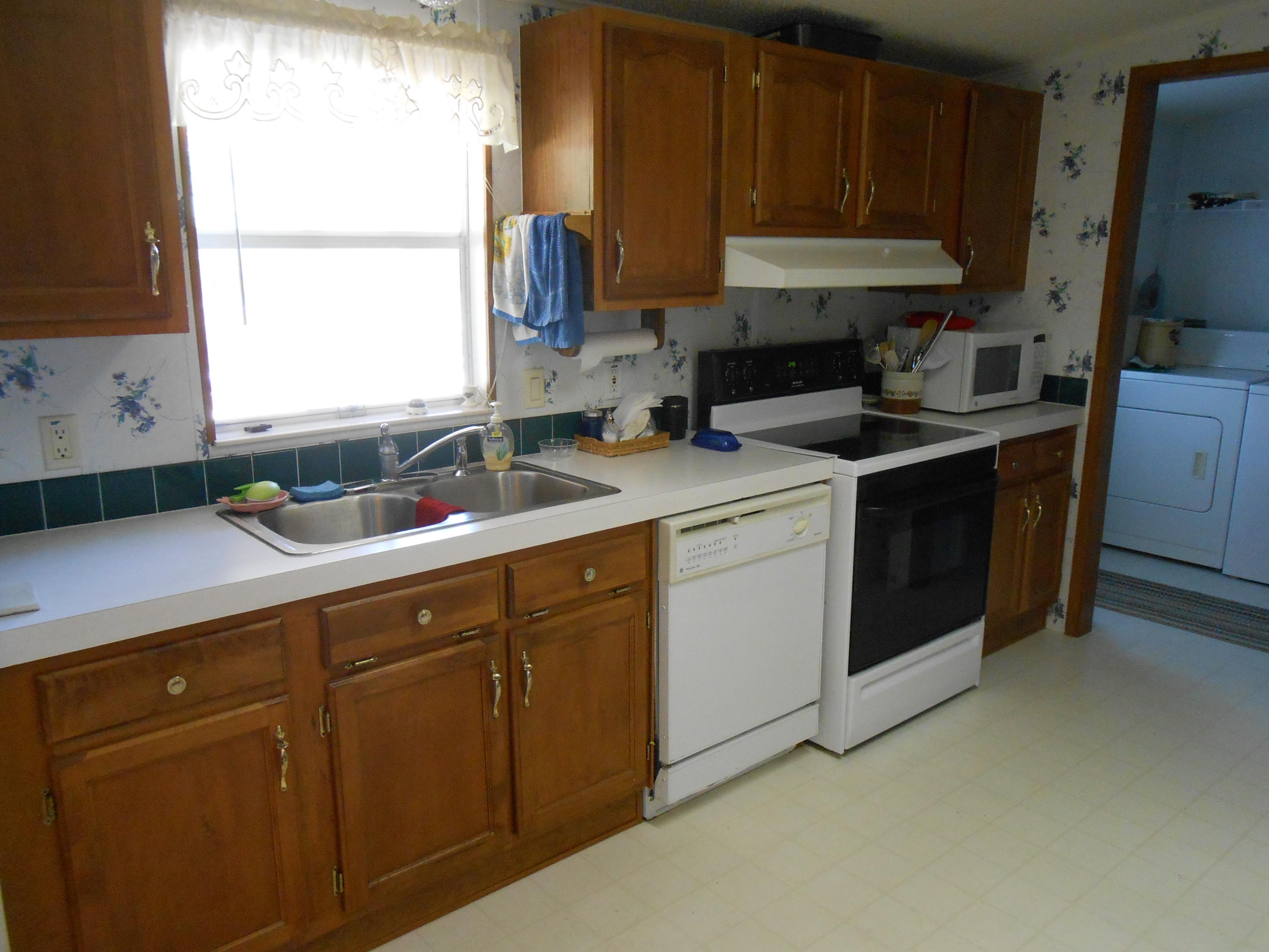 OAKWOOD LAKES ESTATES - Residential