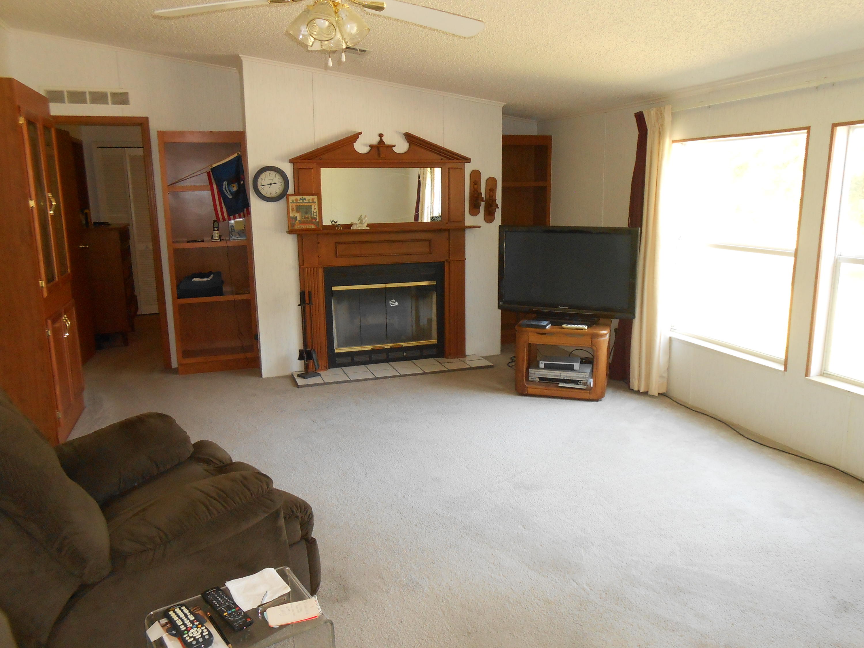 OAKWOOD LAKES ESTATES - Residential