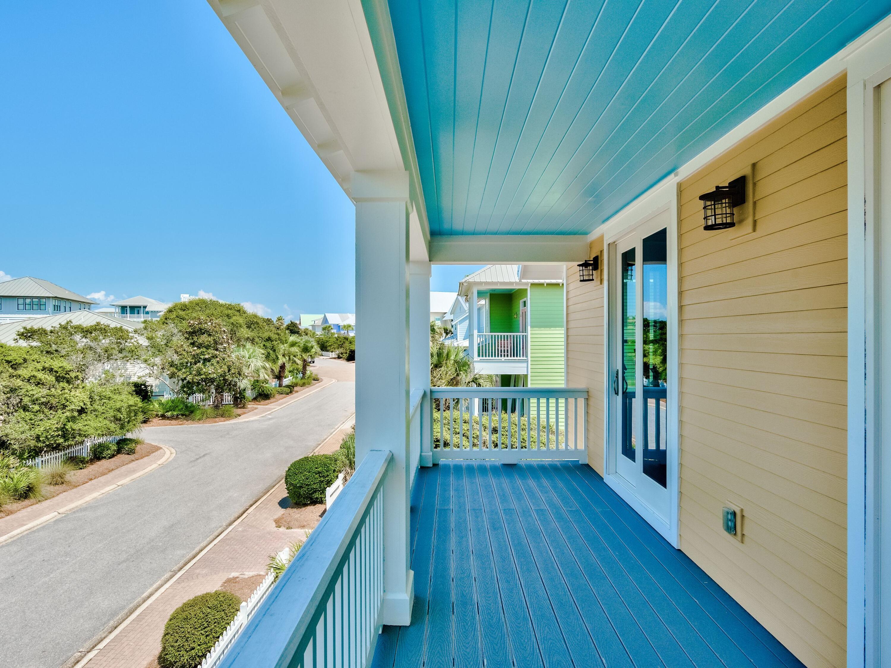 OLD FLORIDA BEACH - Residential