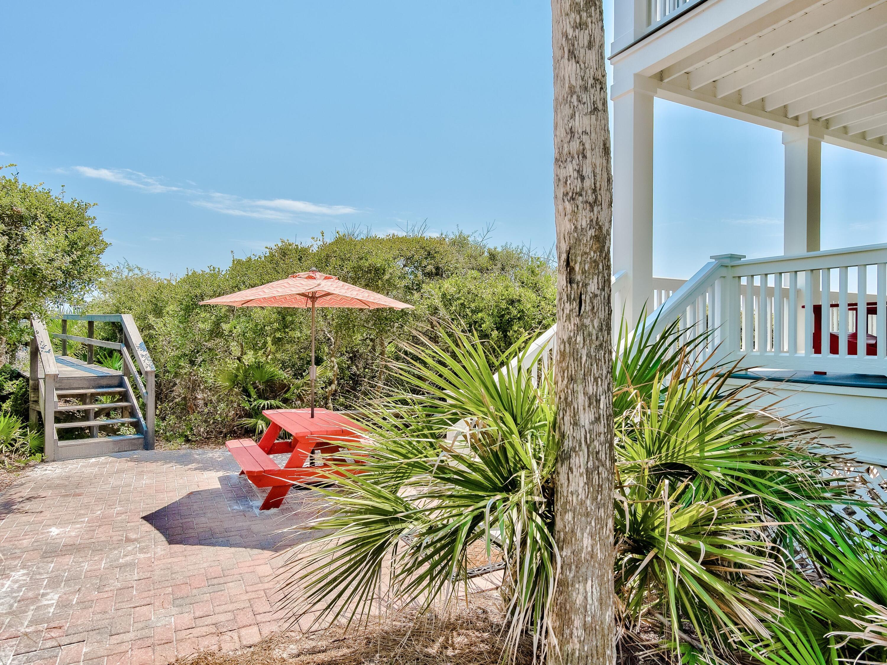 OLD FLORIDA BEACH - Residential