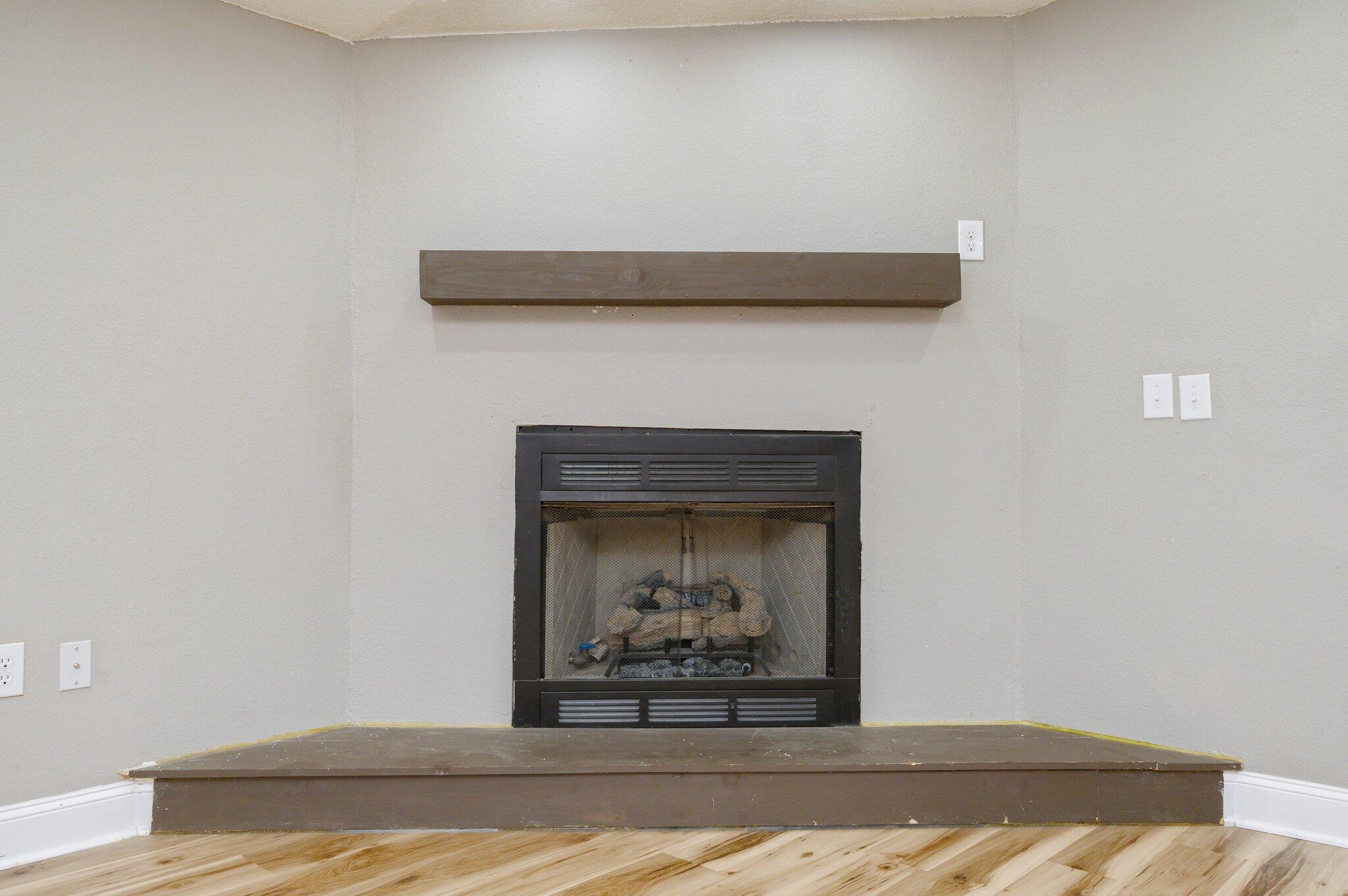 CRESTVIEW HEIGHTS - Residential