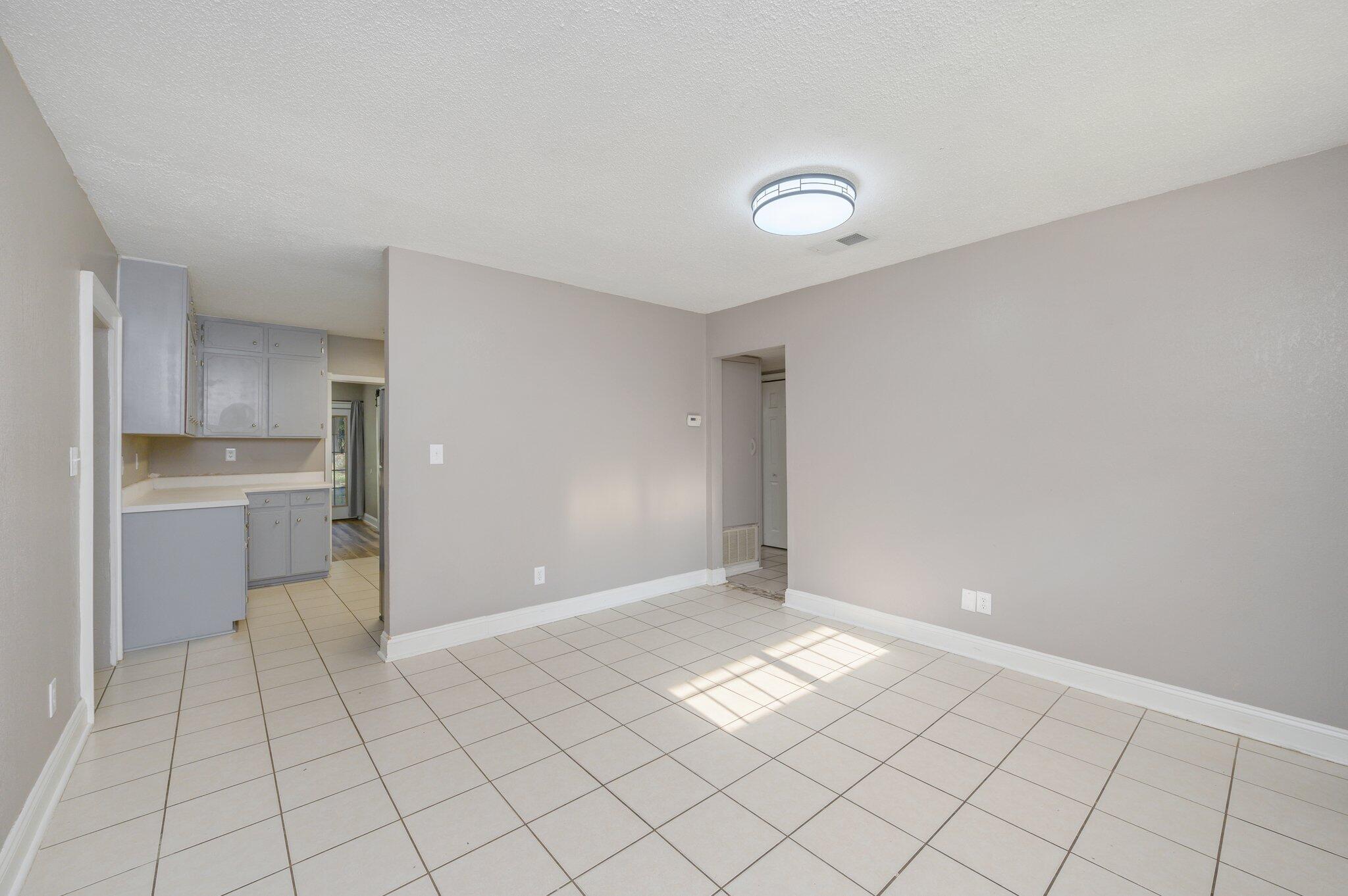 CRESTVIEW HEIGHTS - Residential