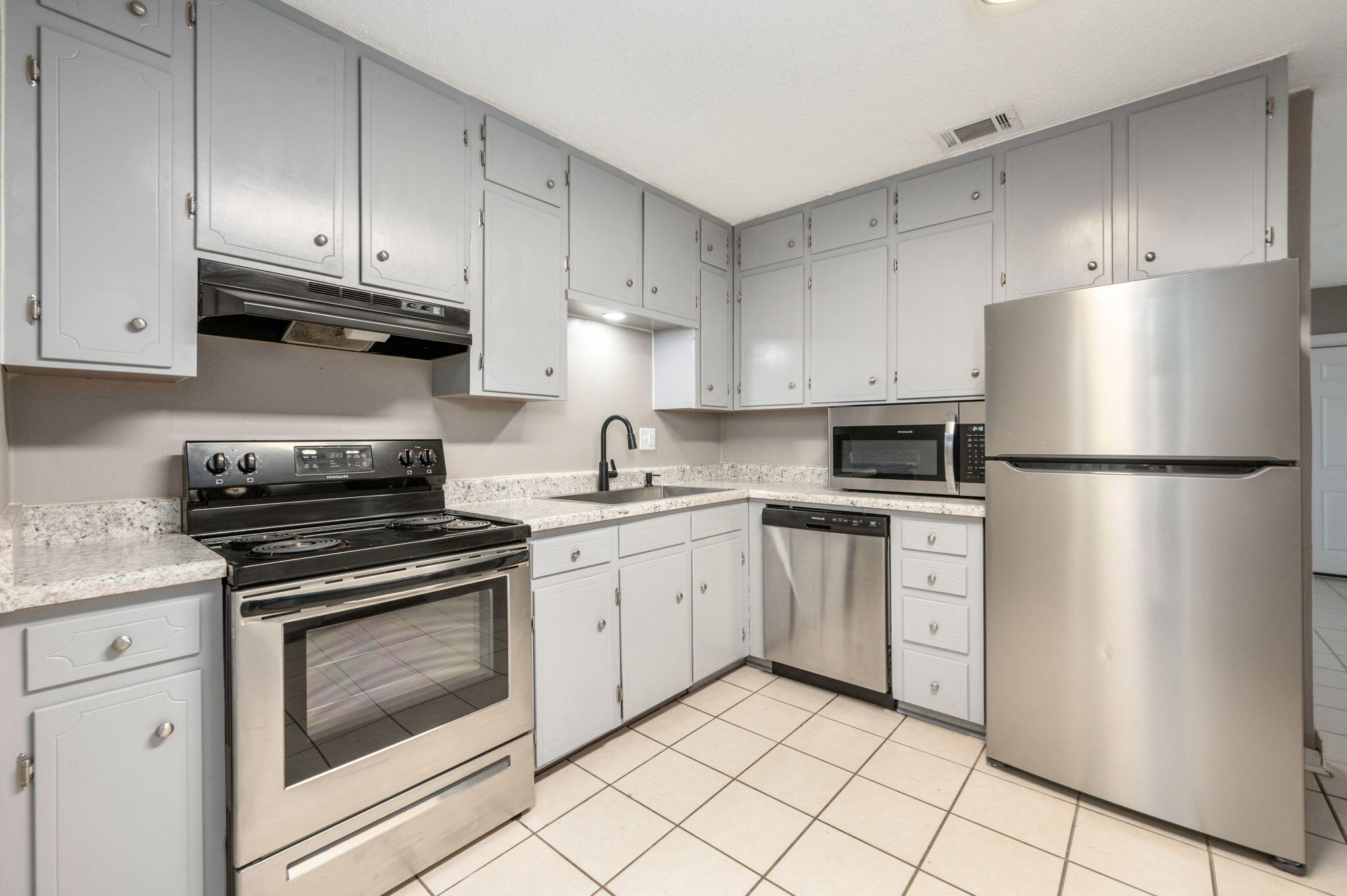 CRESTVIEW HEIGHTS - Residential