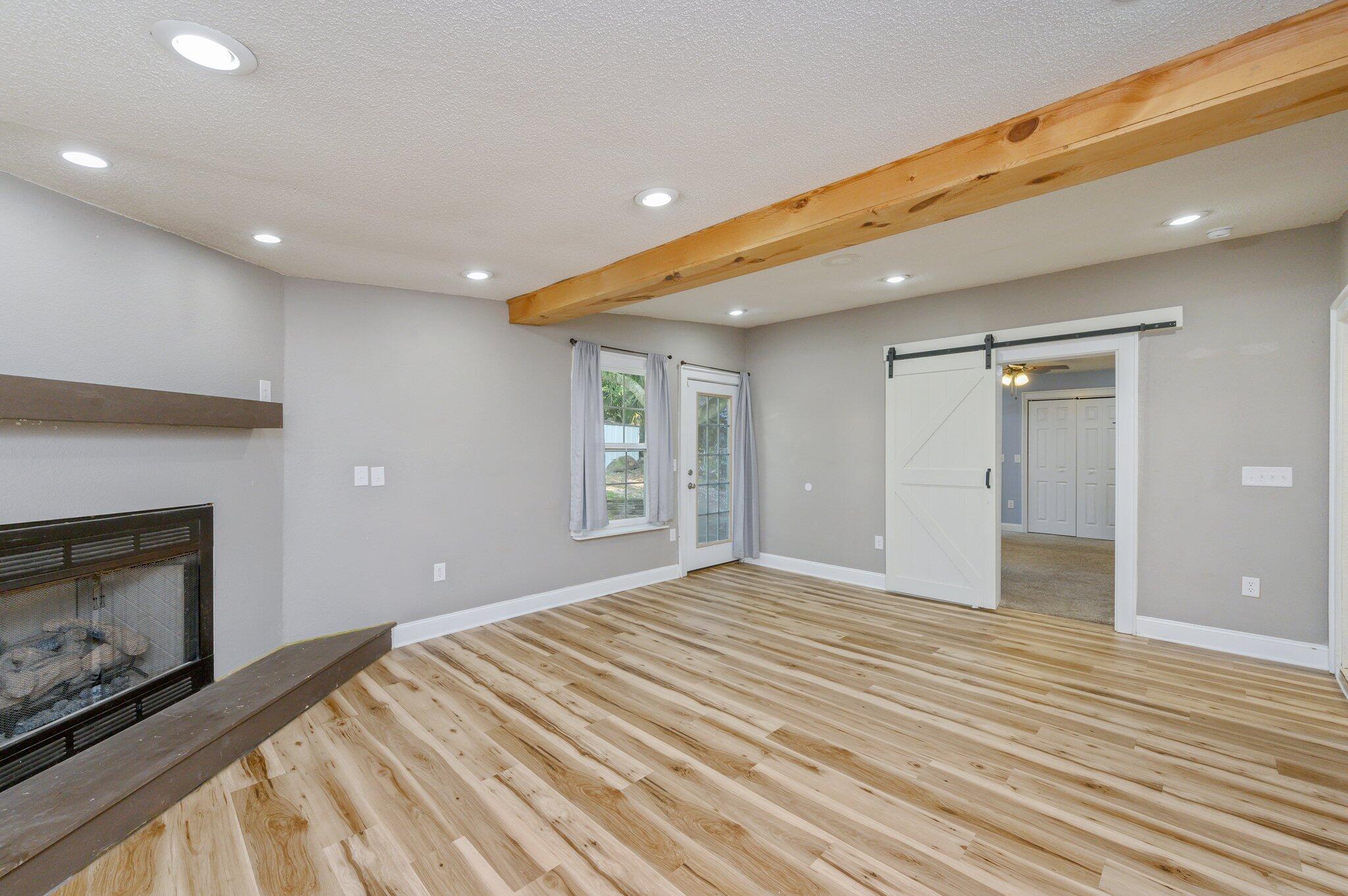 CRESTVIEW HEIGHTS - Residential