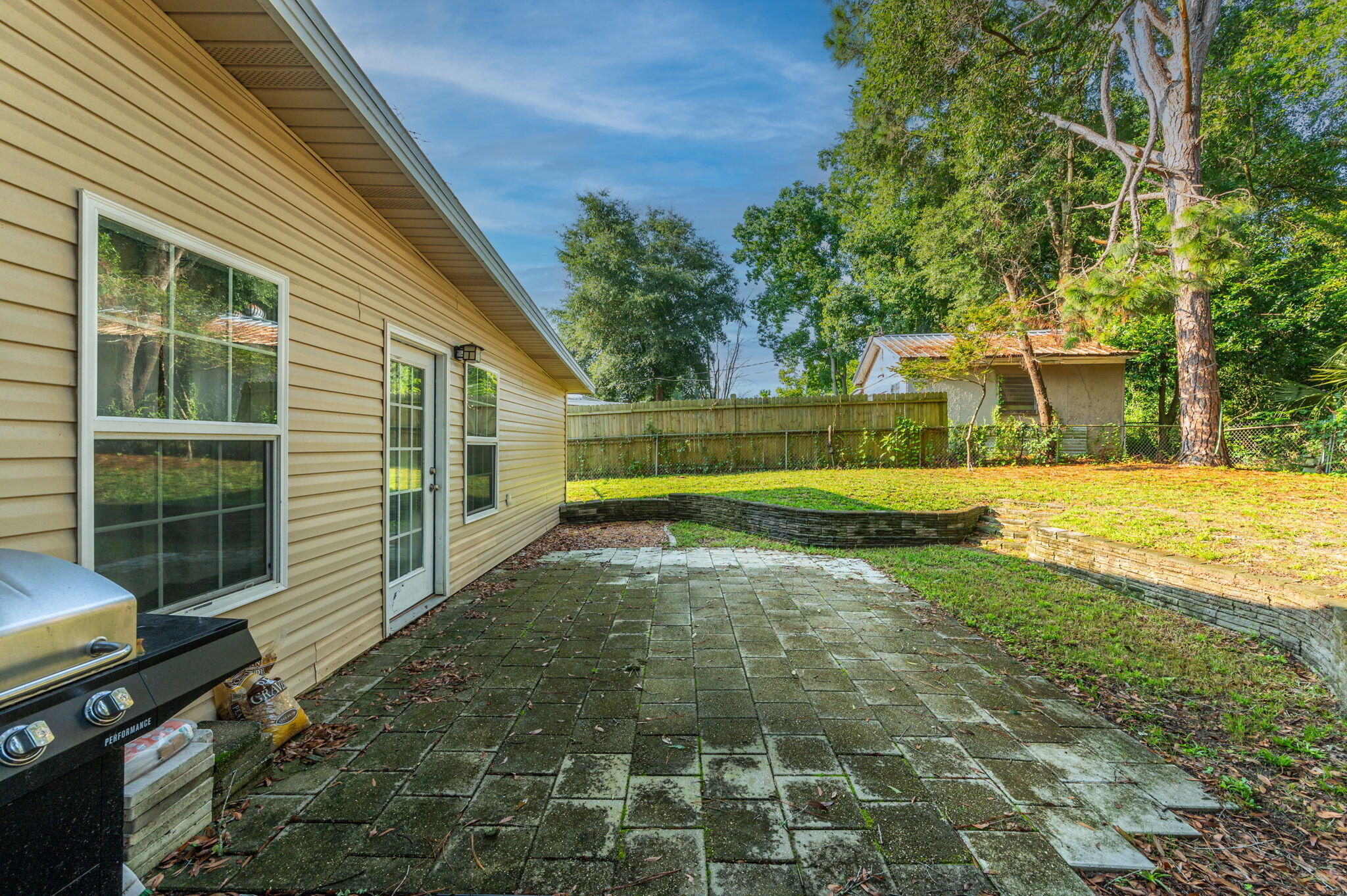 CRESTVIEW HEIGHTS - Residential