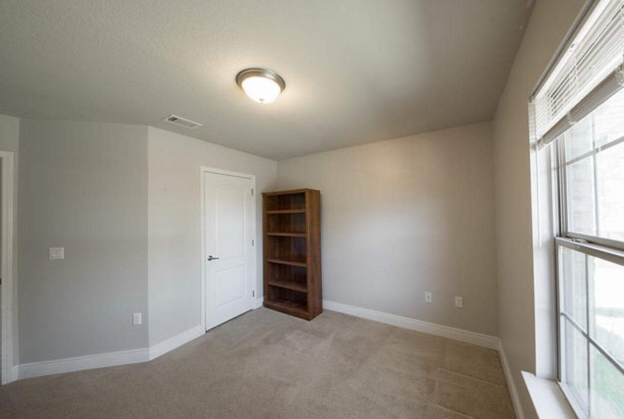 SILVER CREEK ESTATES - Residential