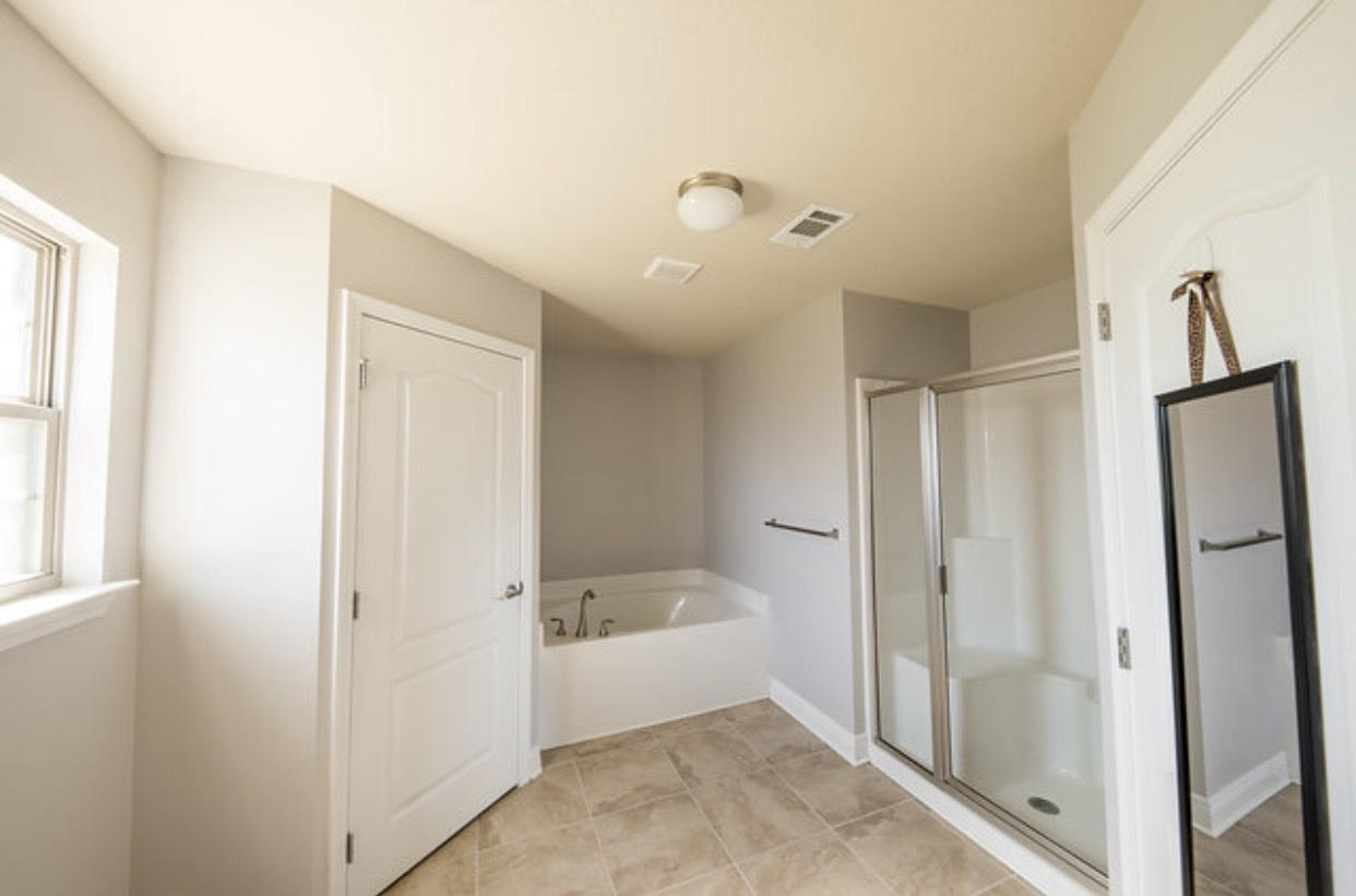 SILVER CREEK ESTATES - Residential