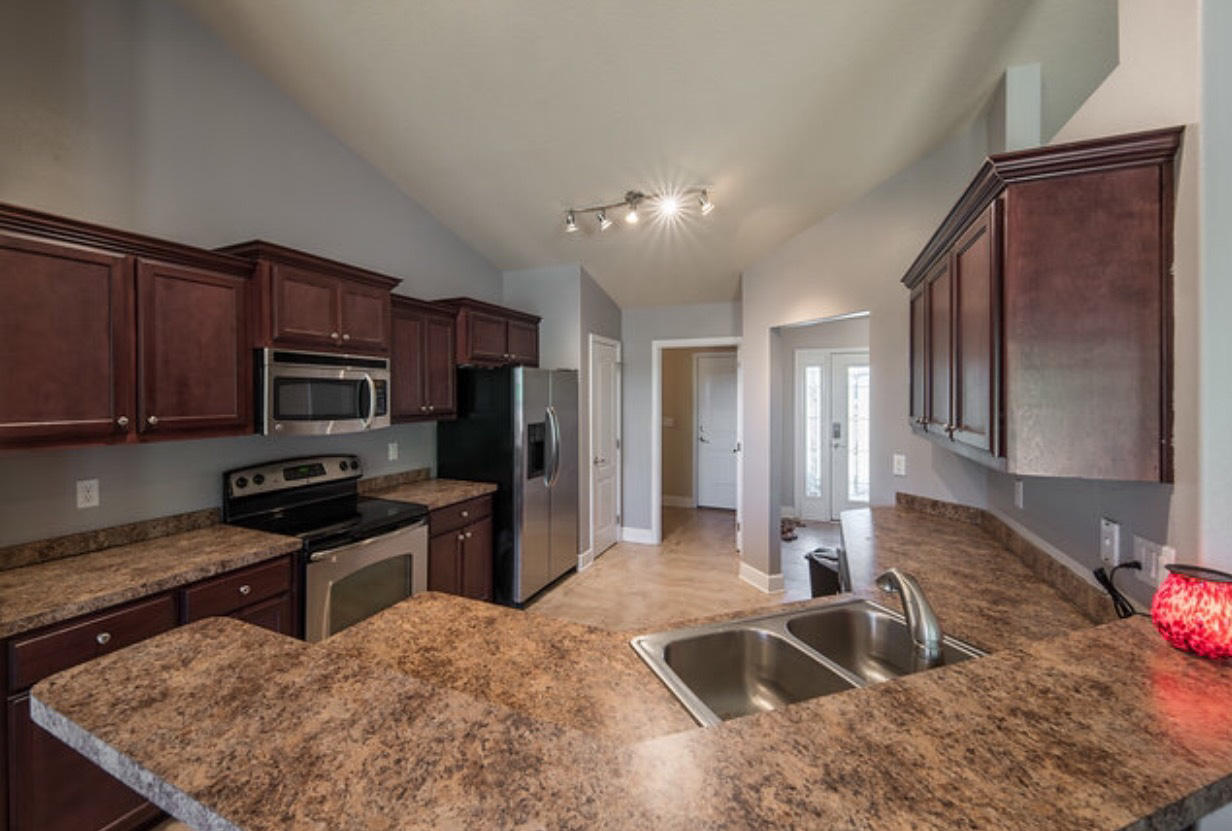 SILVER CREEK ESTATES - Residential