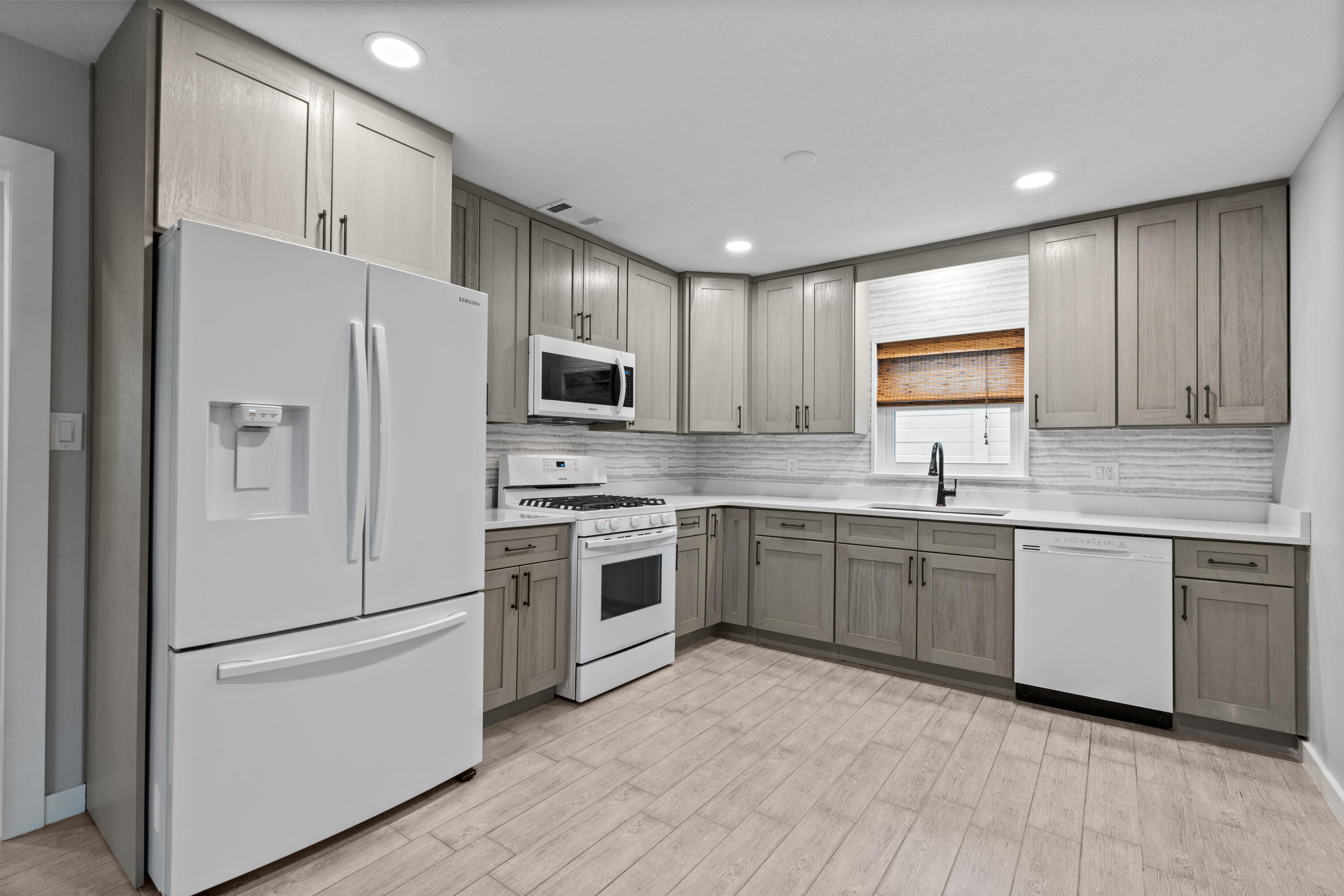 First Addition to Kiska Beach - Residential