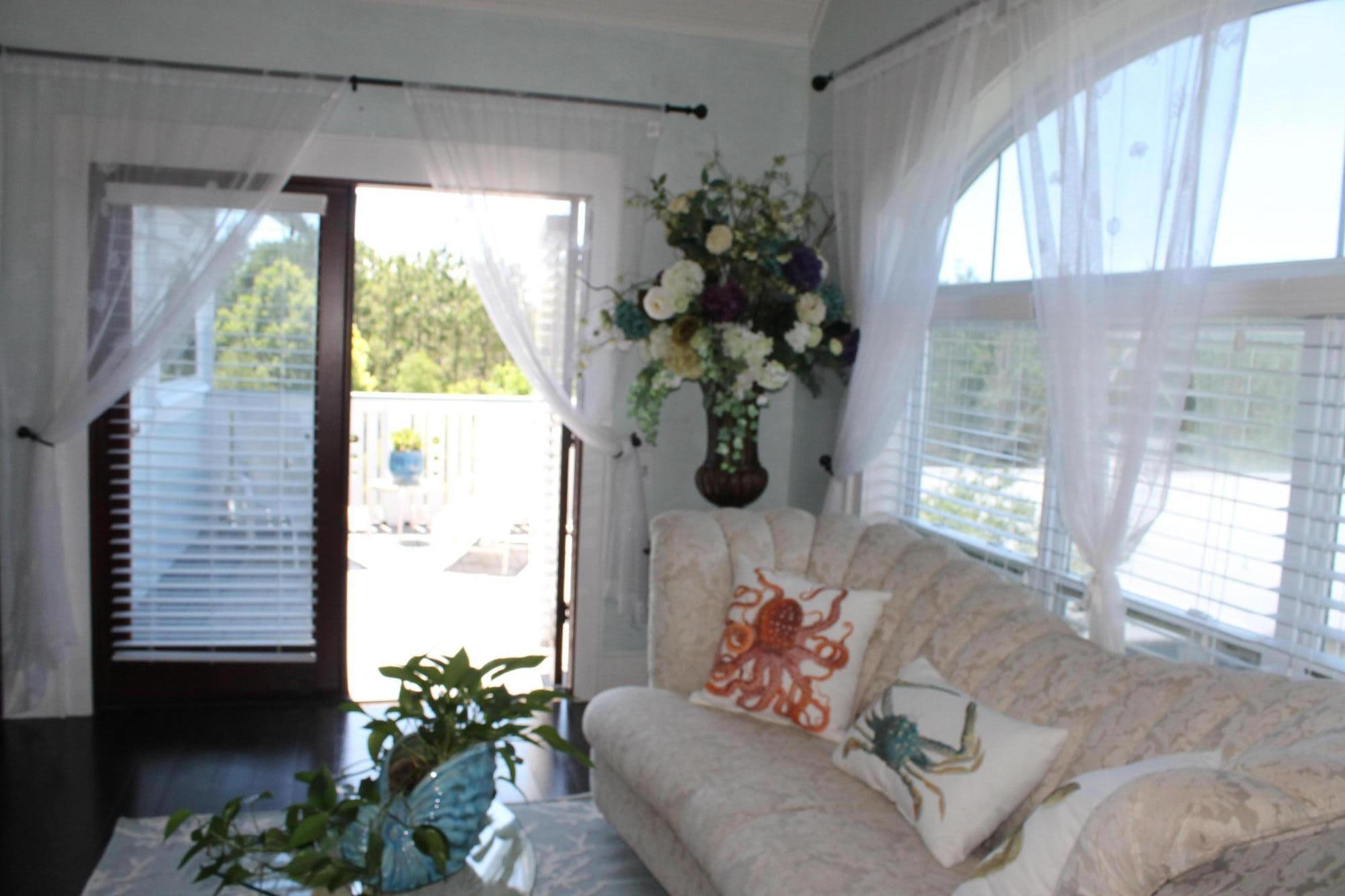 SHORTLINE ESTATES THE COTTAGES OF - Residential