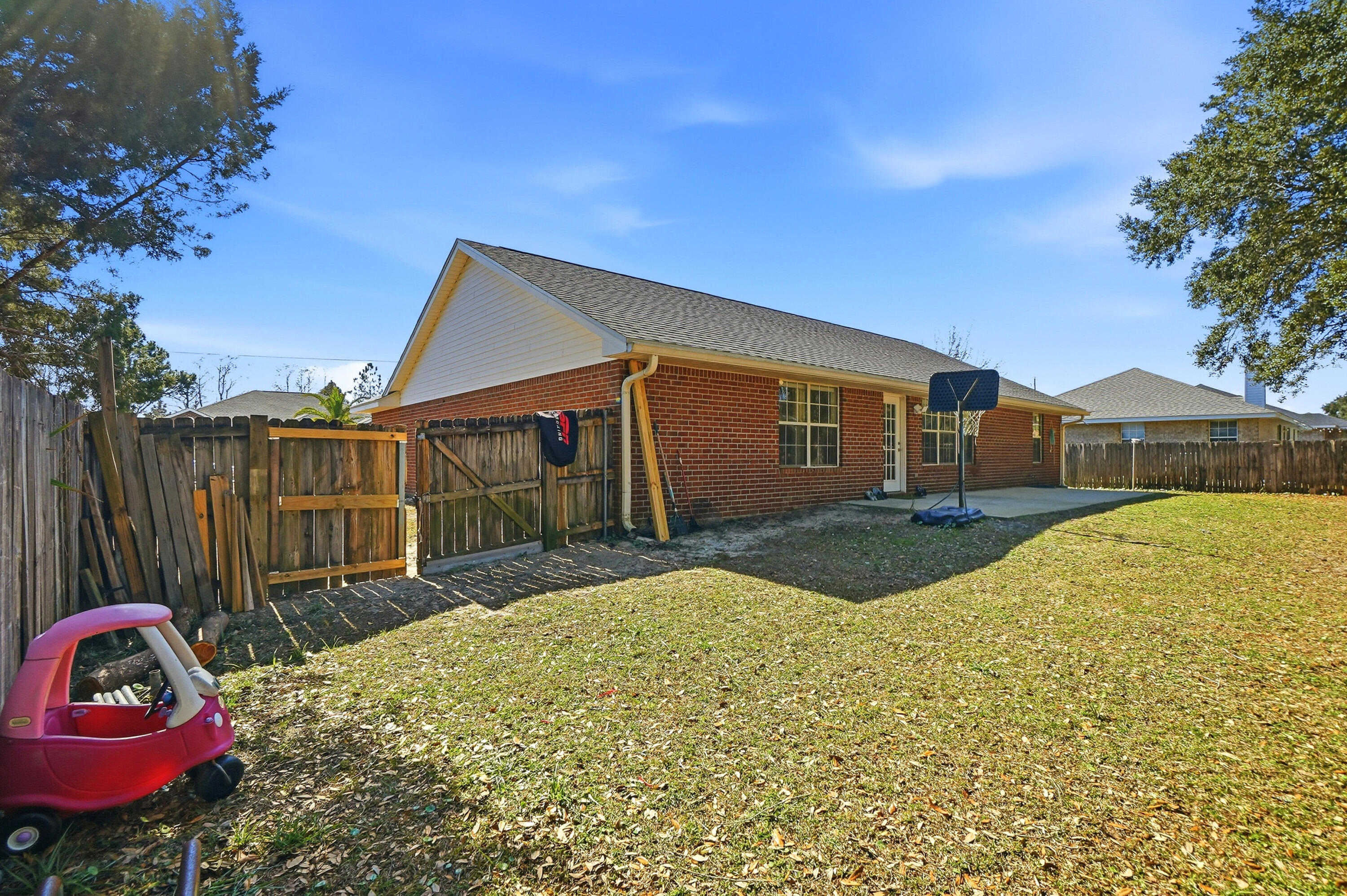 MARION MANOR - Residential