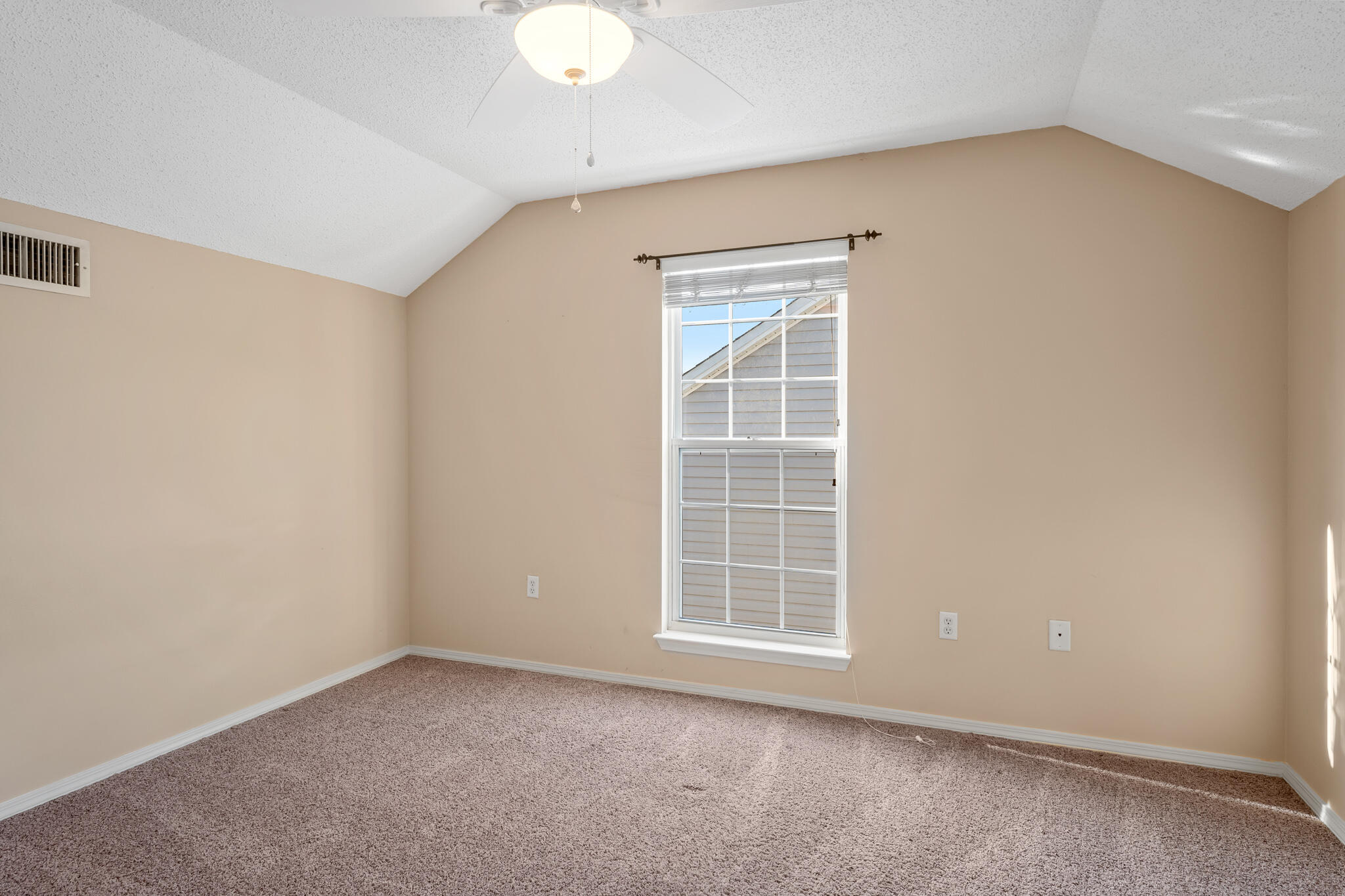 HUNTERS RUN S/D - Residential