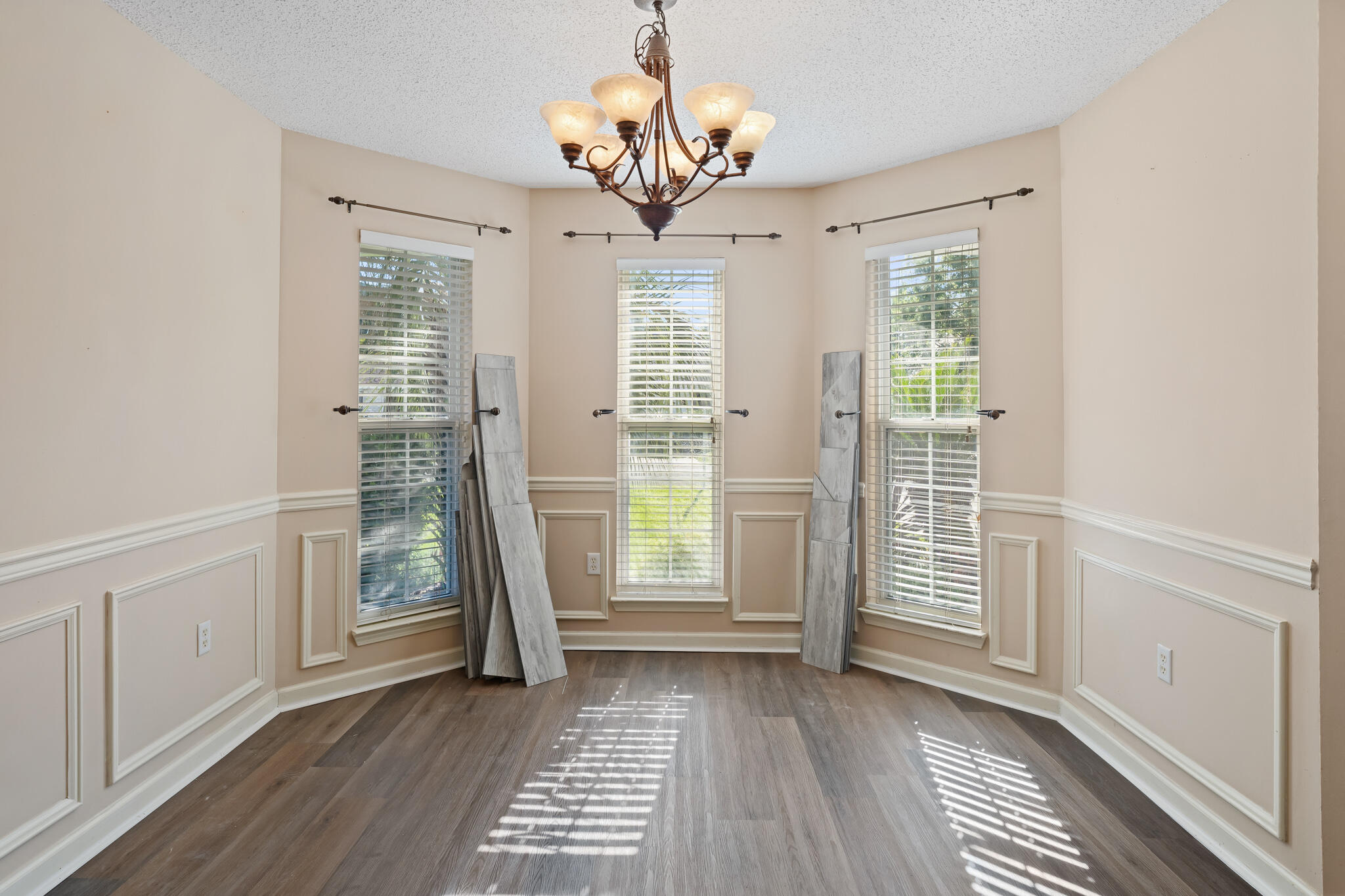 HUNTERS RUN S/D - Residential