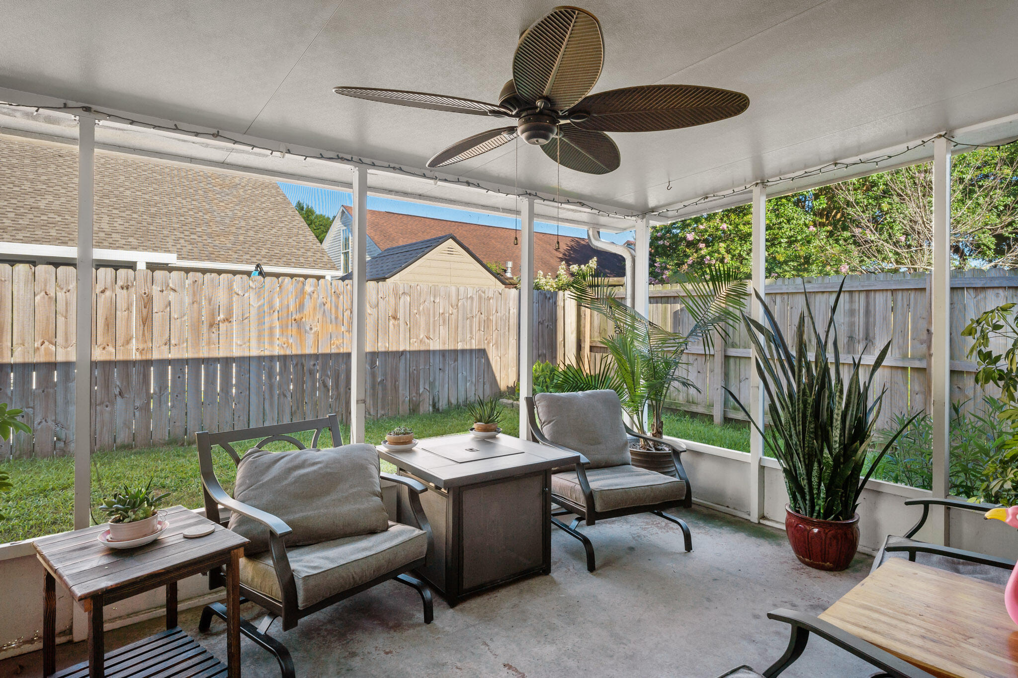 HUNTERS RUN S/D - Residential