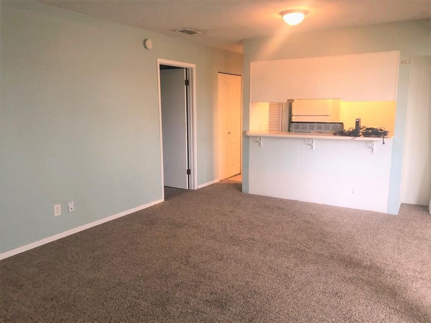 Cute 1 bedroom, 1 bath. Lake View. Newer carpet throuh-out. Full size balcony. Great rental unit, vacation or long term. Centrally located, close to the beach, restaurants, entertainment and shopping. Amenities include 3 pools, tennis, outdoor grills, community room. Buyer to verify all dimensions.