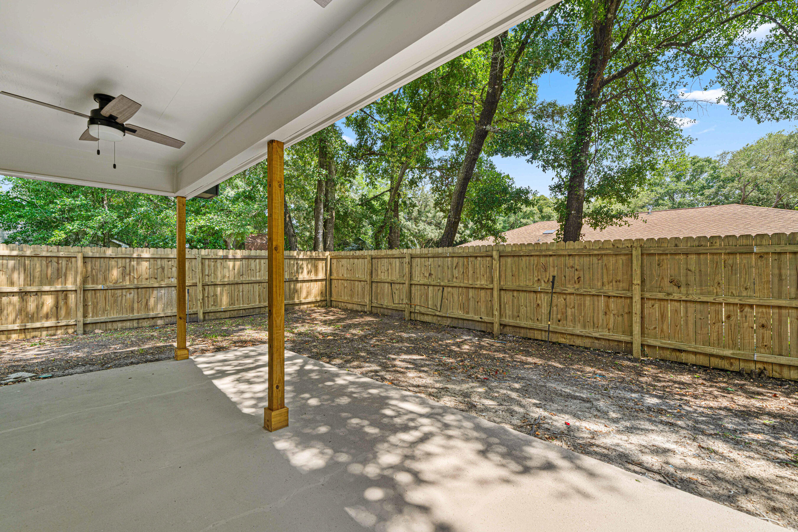 Ashland Manor - Residential