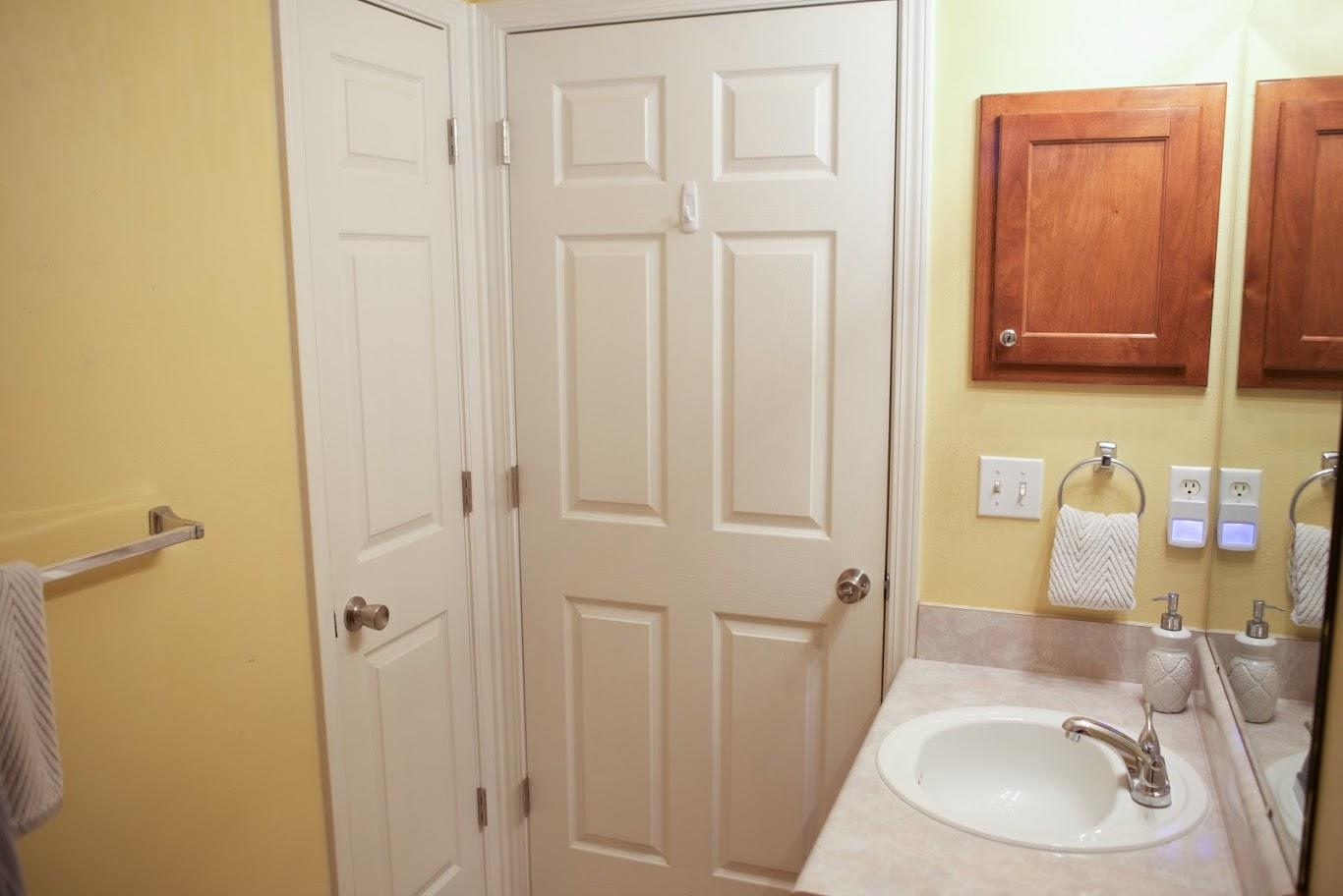 EMERALD VILLAGE, MERIDIAN SQUARE, OVERBROOK - Residential