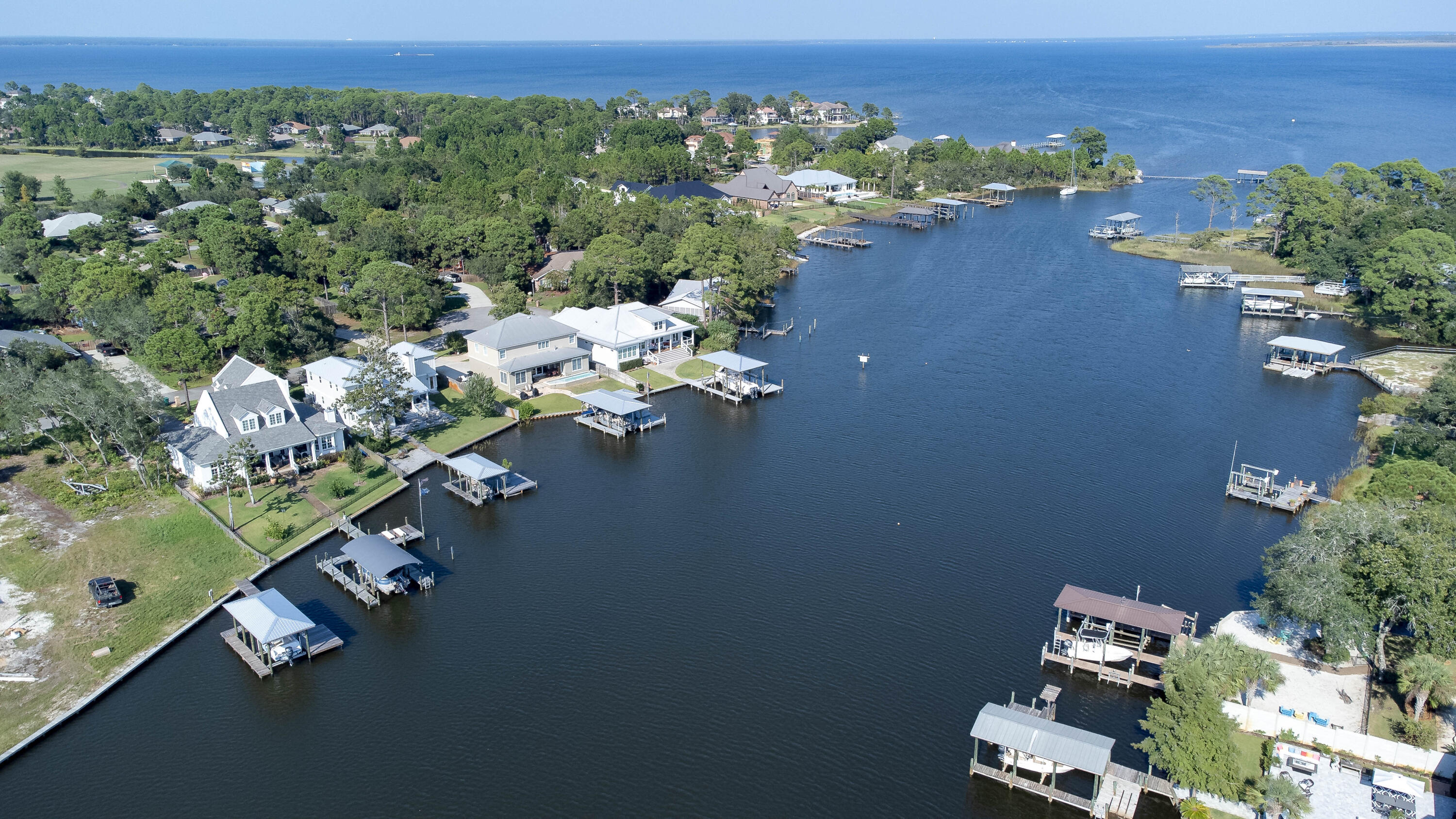 Meets and Bounds, Mack Bayou - Residential