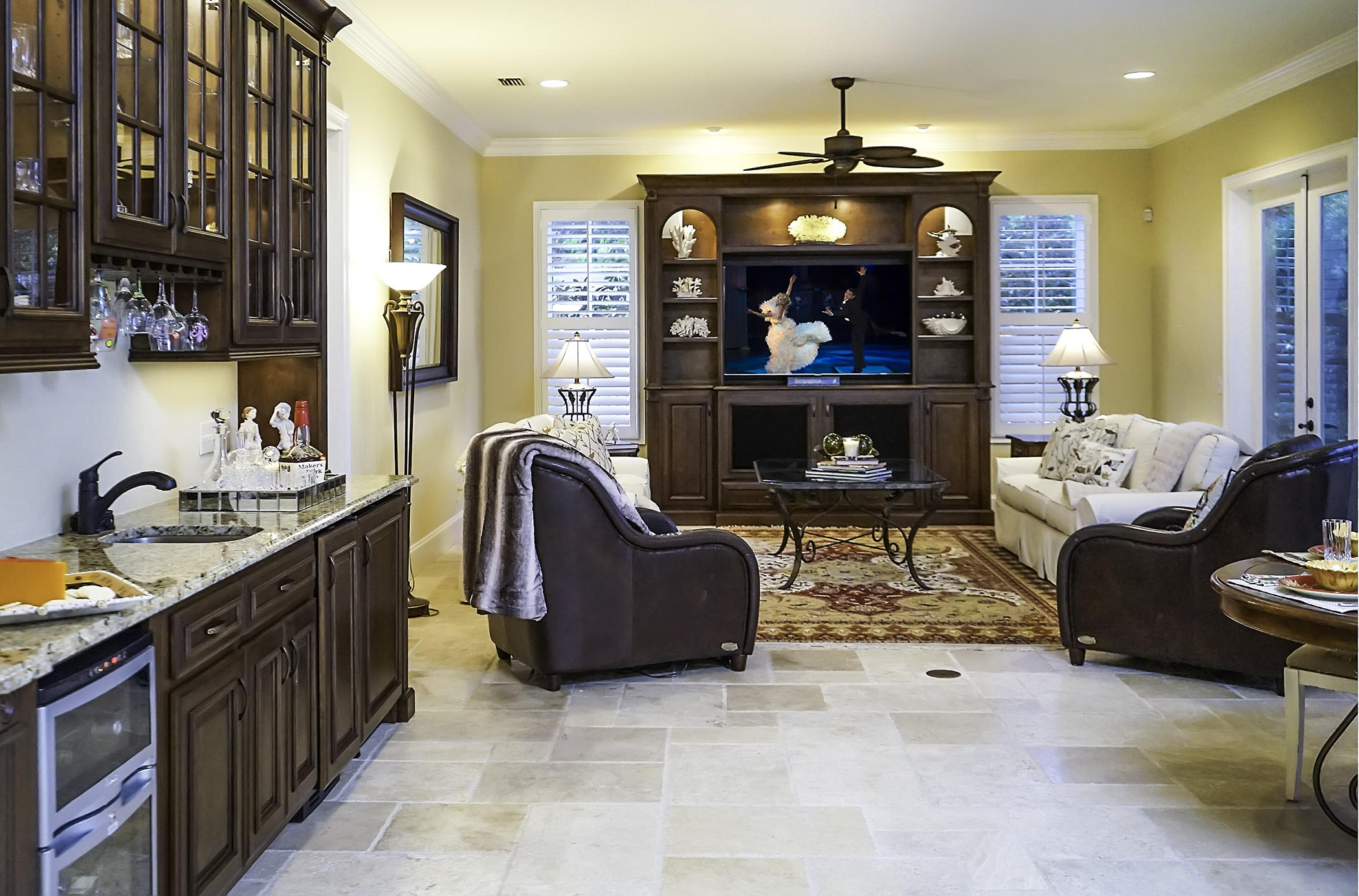 BURNT PINE - Residential