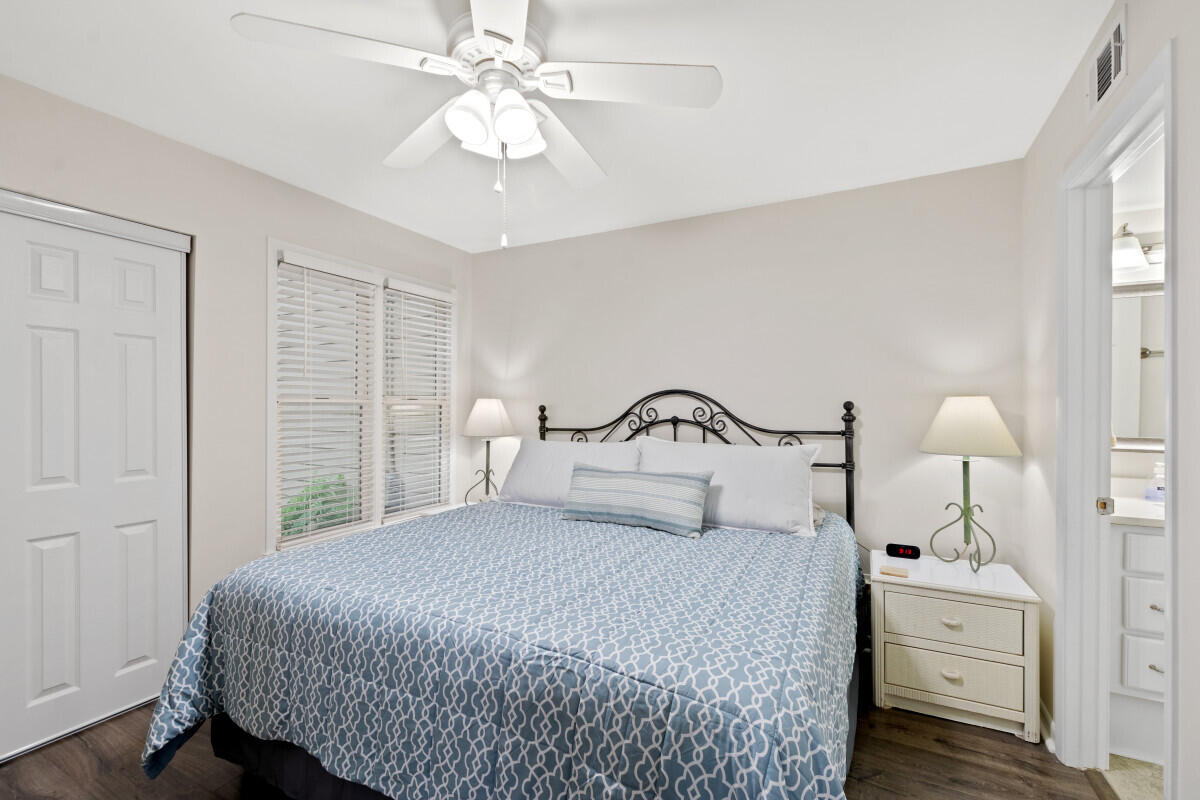 HIDDEN DUNES BEACH COTTAGES 1 - Residential