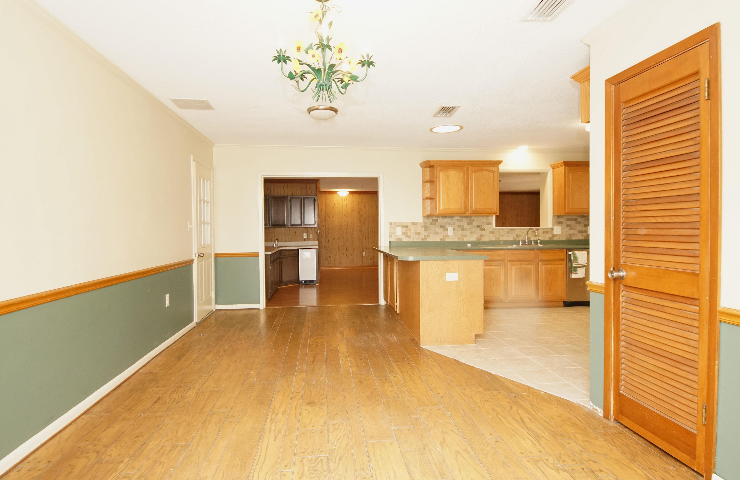 GARNIERS HEIGHTS 1ST ADDN - Residential