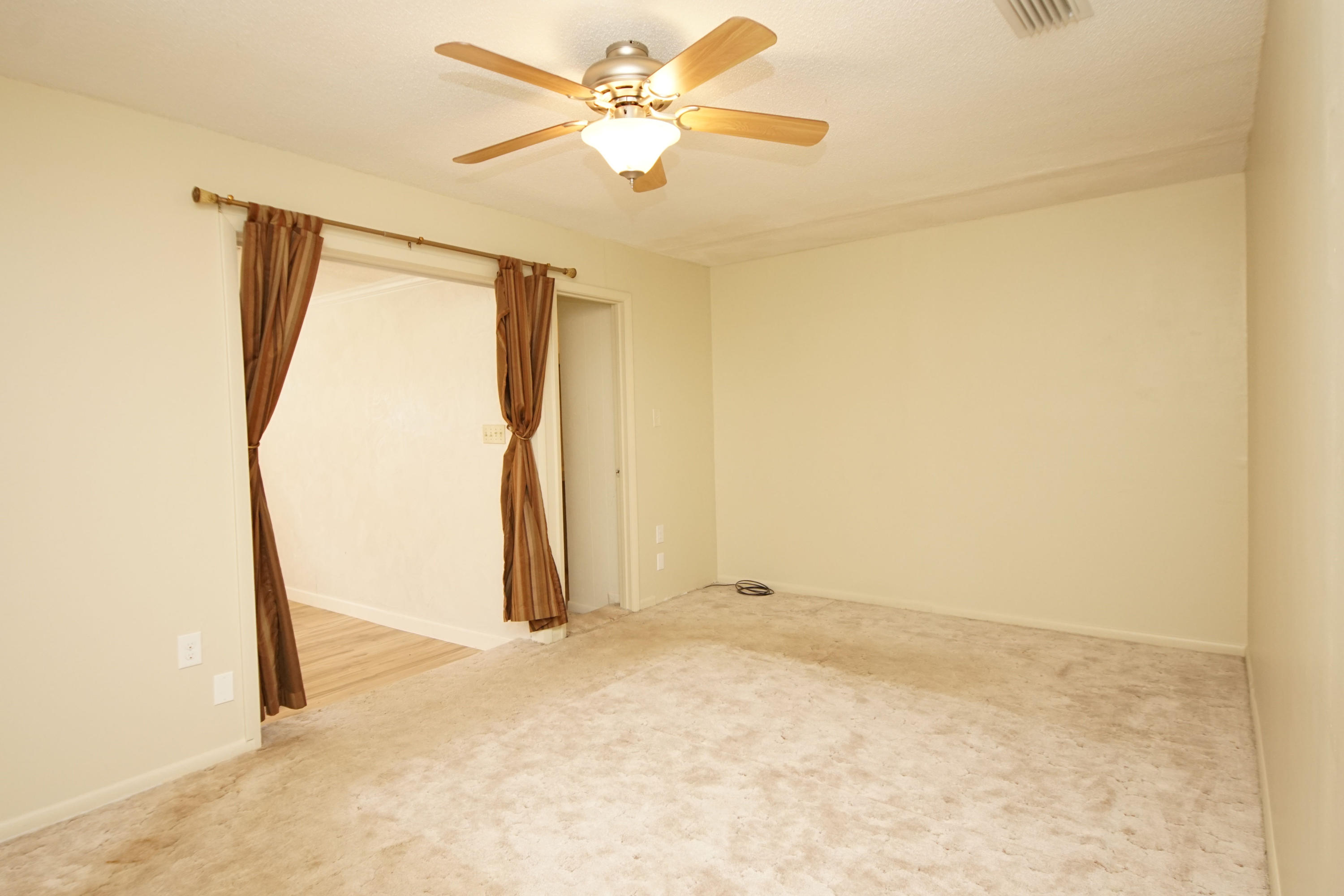 GARNIERS HEIGHTS 1ST ADDN - Residential