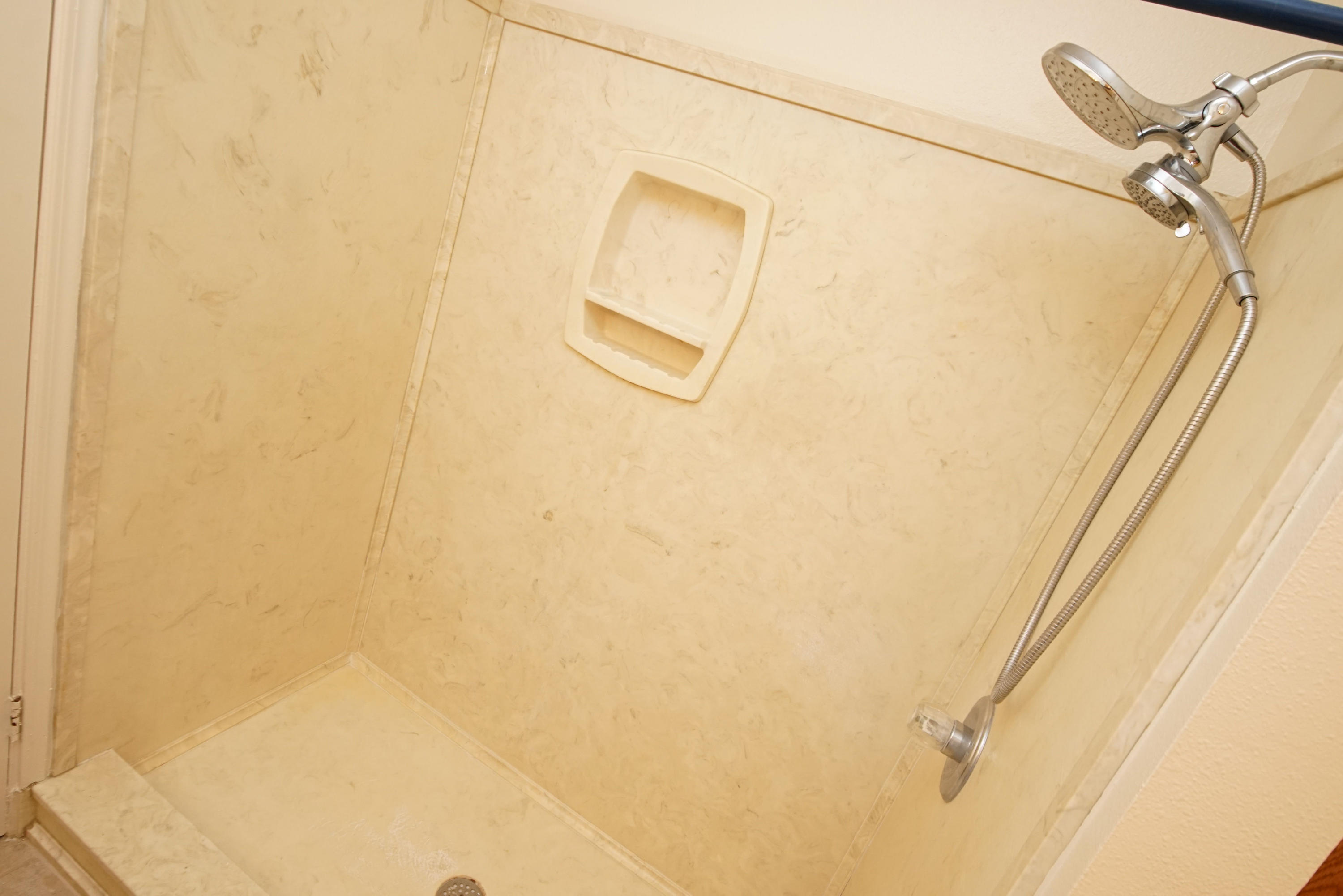 GARNIERS HEIGHTS 1ST ADDN - Residential