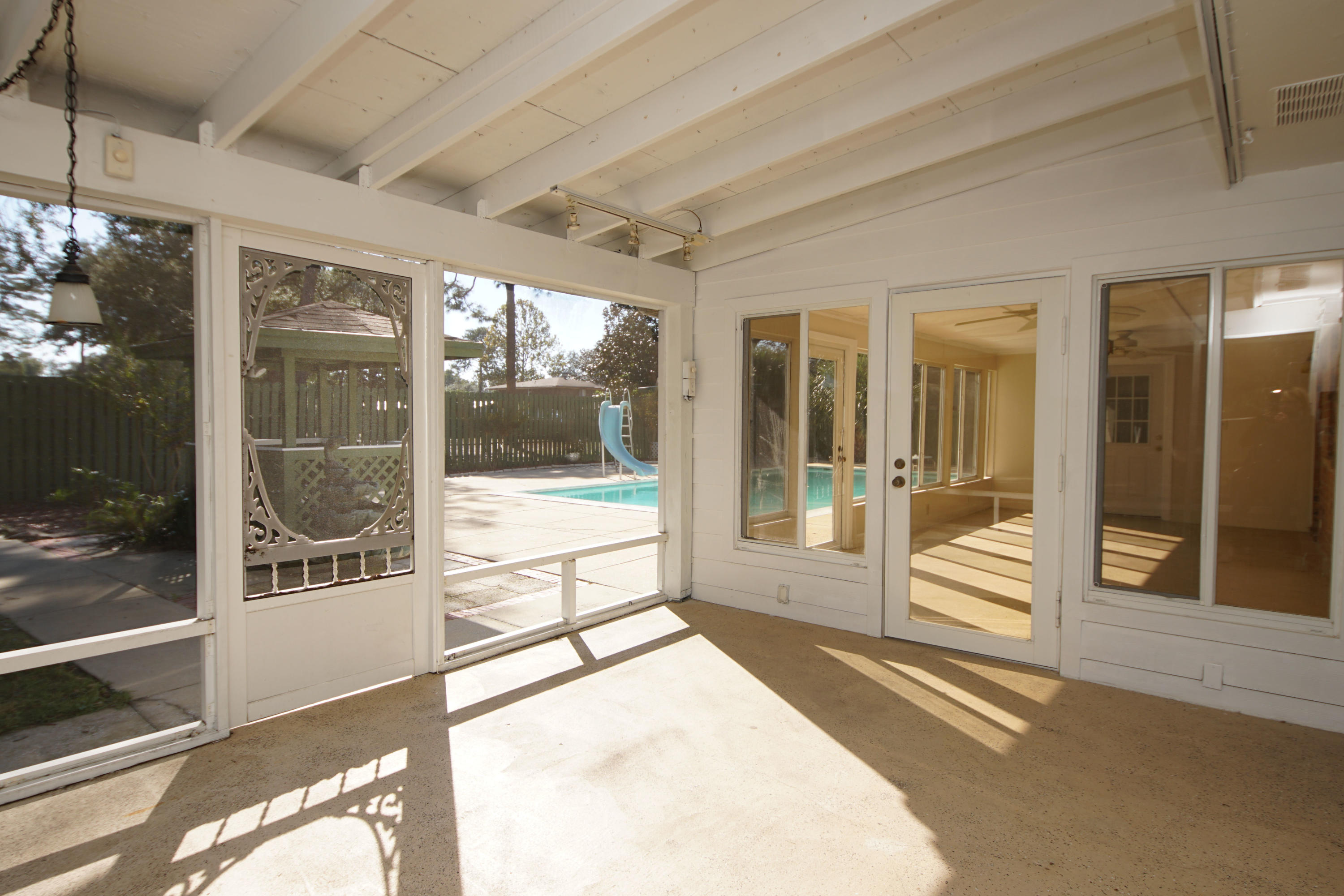 GARNIERS HEIGHTS 1ST ADDN - Residential