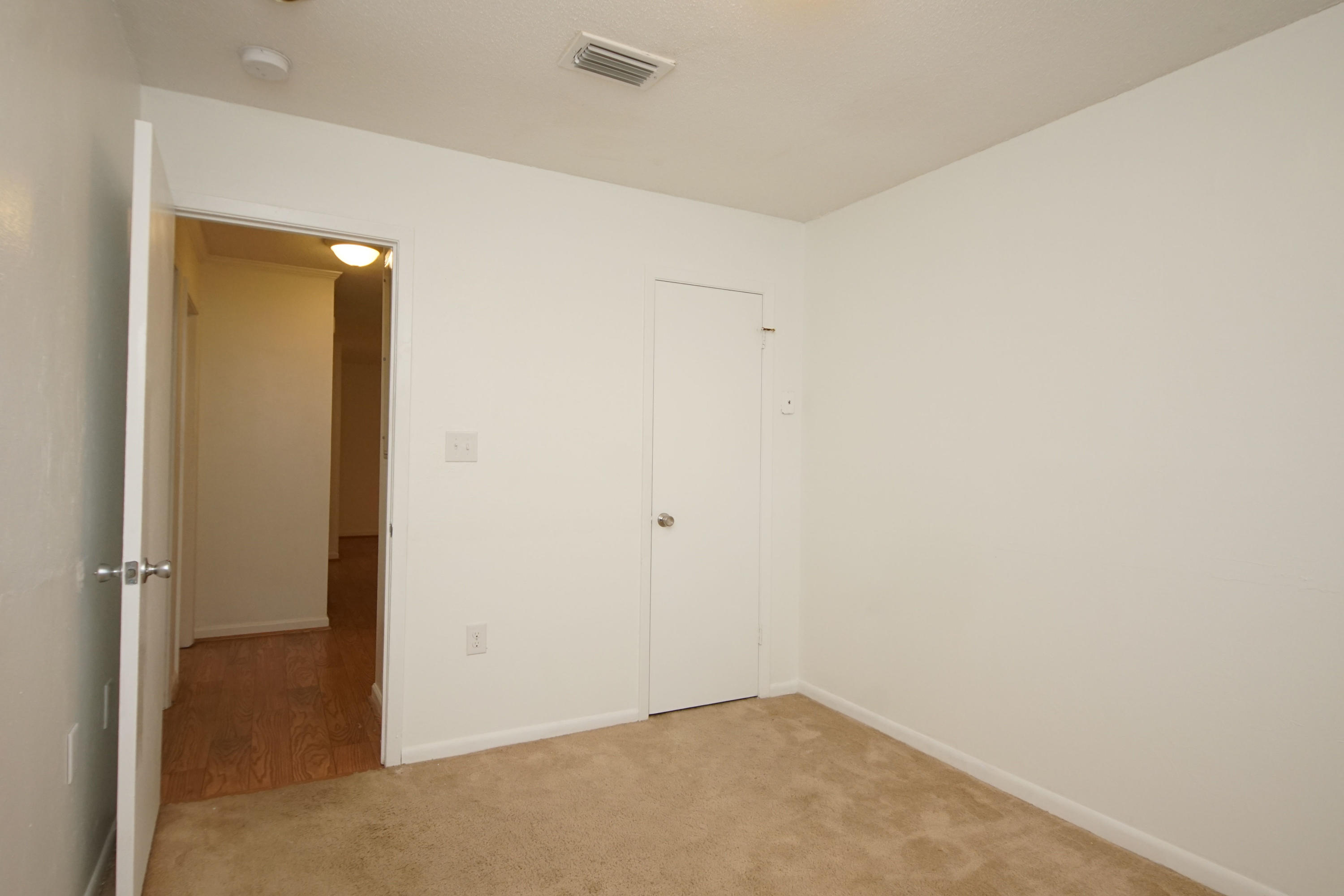 GARNIERS HEIGHTS 1ST ADDN - Residential