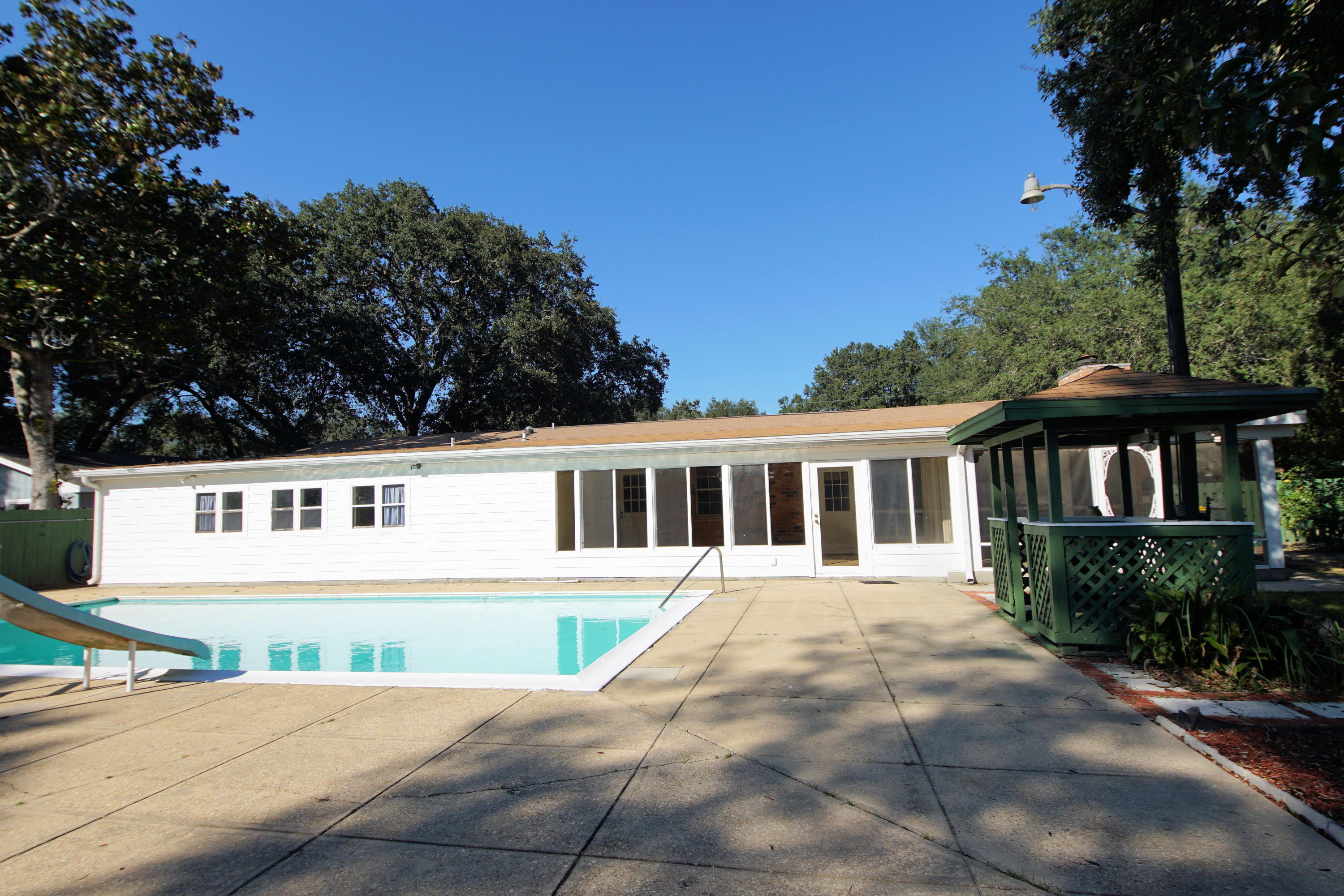 GARNIERS HEIGHTS 1ST ADDN - Residential